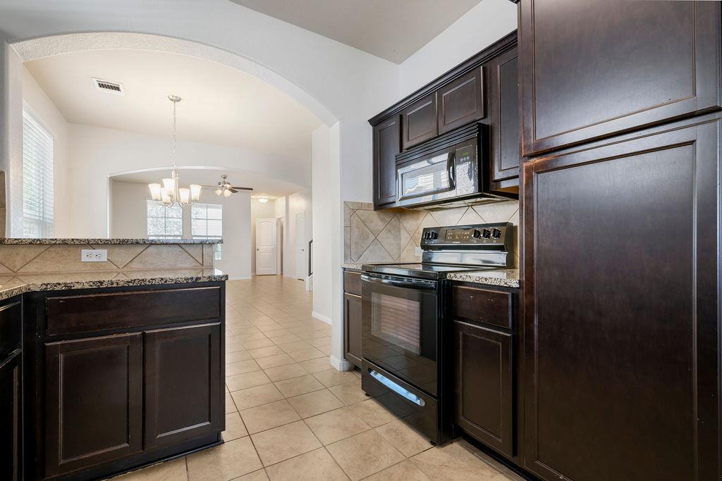 711 Katmai Cir, Pflugerville, TX 78660
