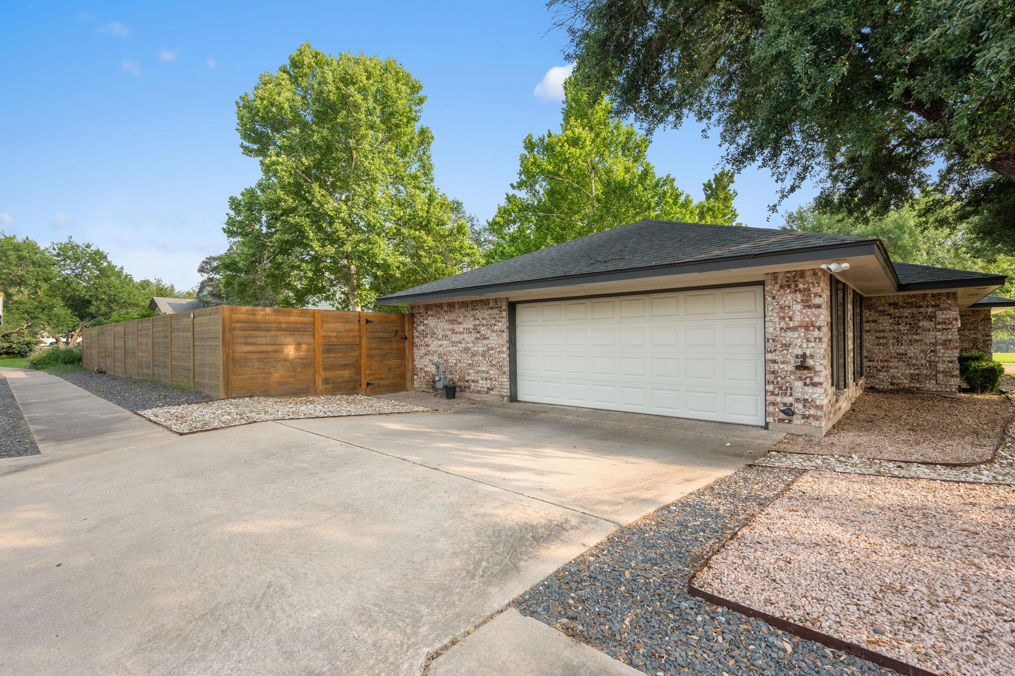 11409 Taterwood Dr, Austin, TX 78750