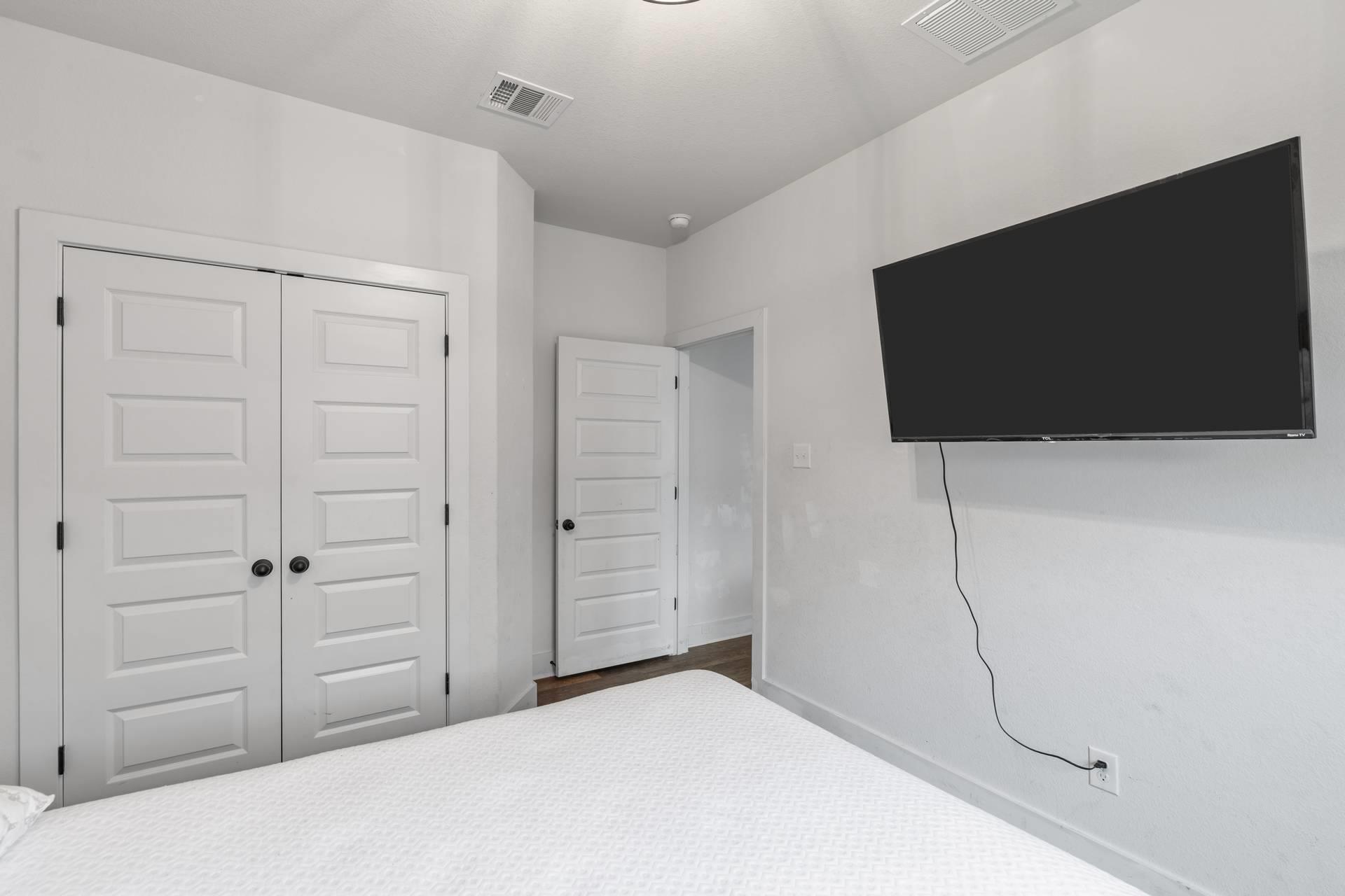 111 Brookside St, Hutto, TX 78634