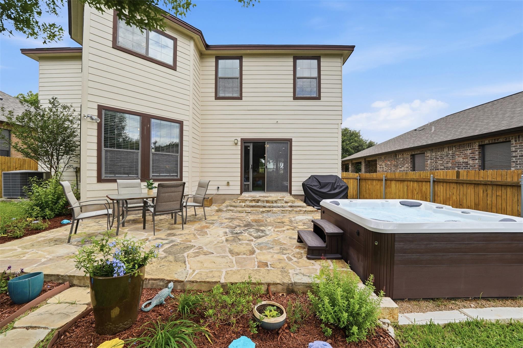 2108 Old Sterling Rd, Cedar Park, TX 78613