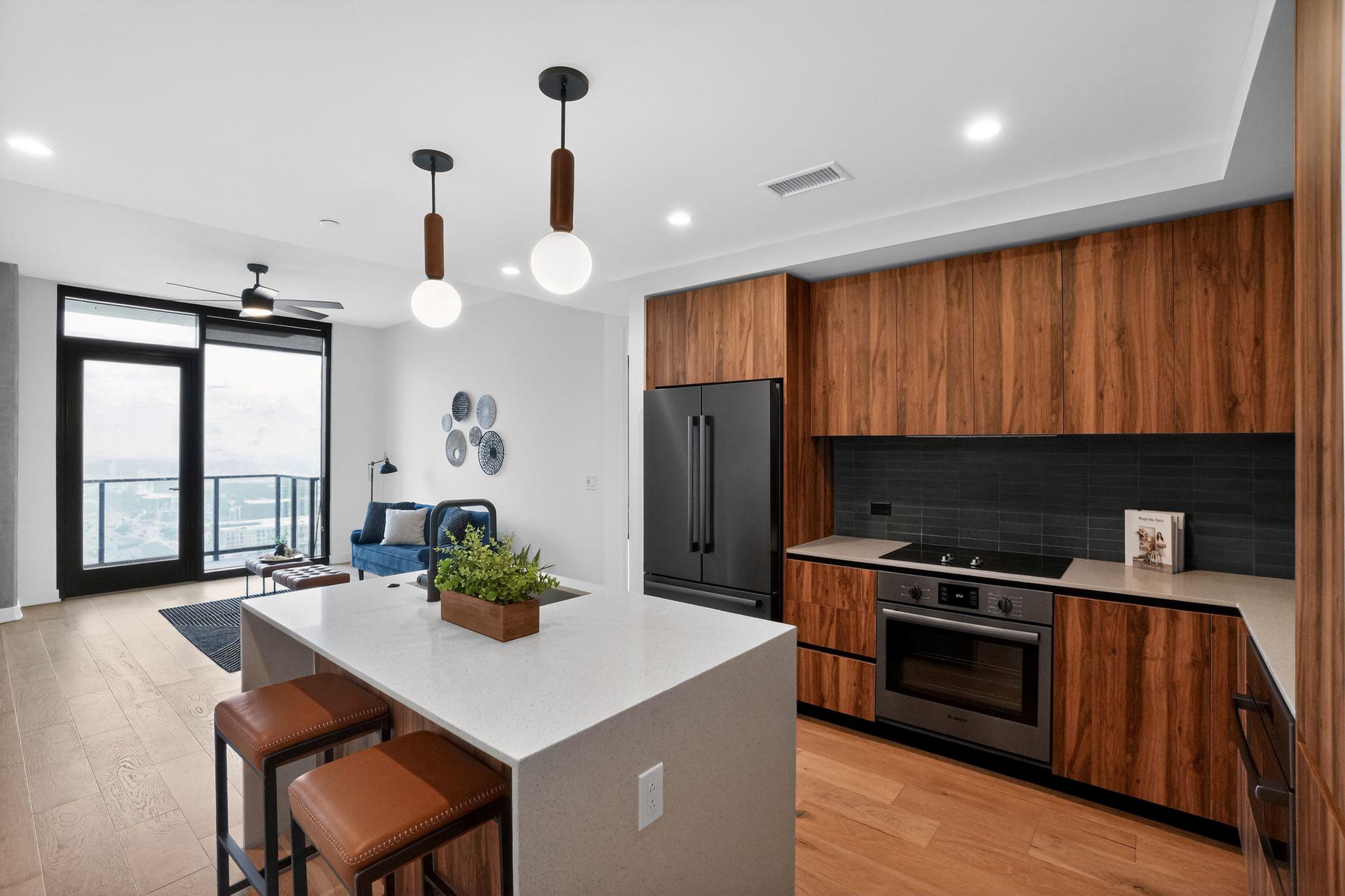 84 East Ave # 2903, Austin, TX 78701
