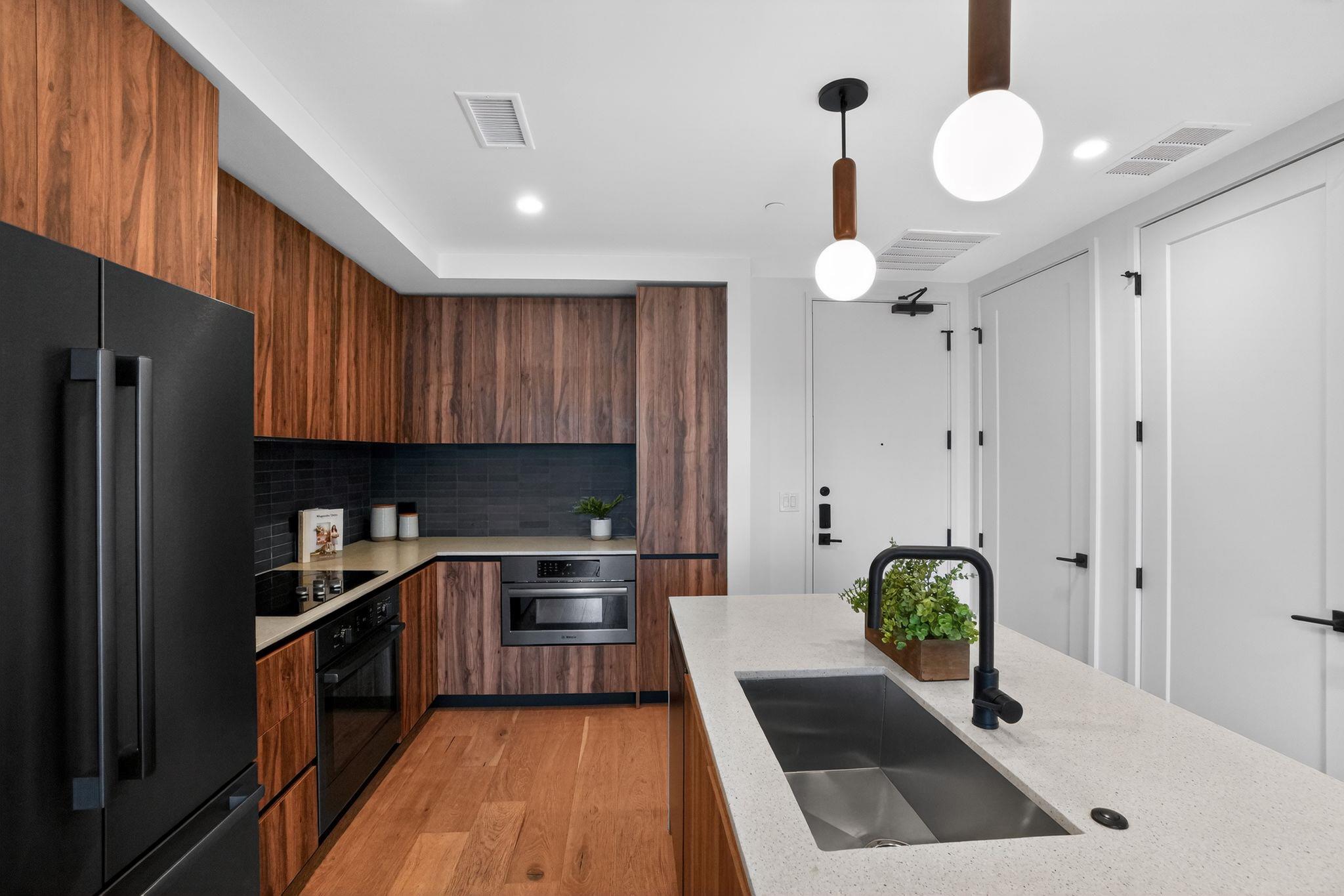 84 East Ave # 2903, Austin, TX 78701