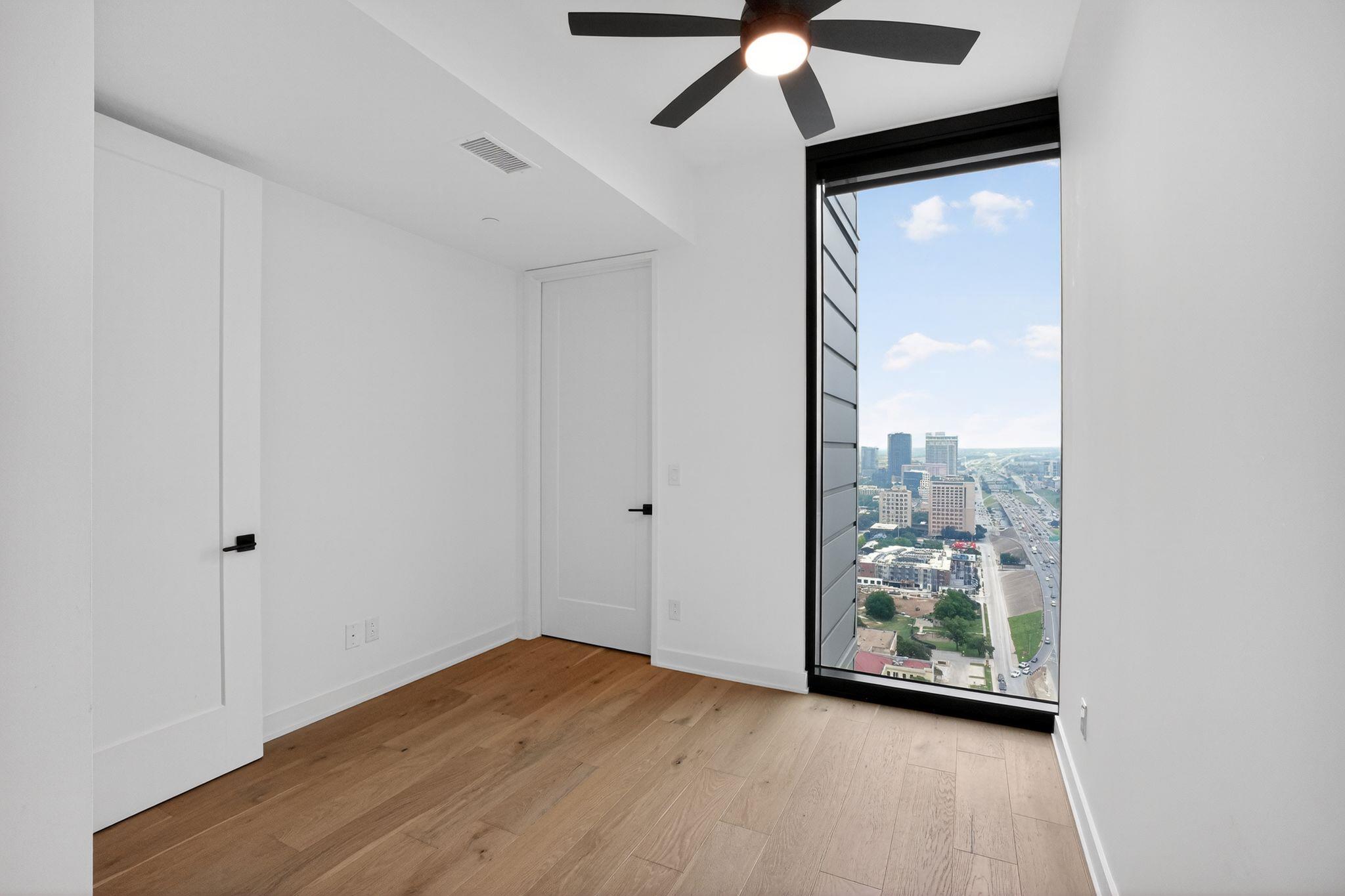 84 East Ave # 2903, Austin, TX 78701