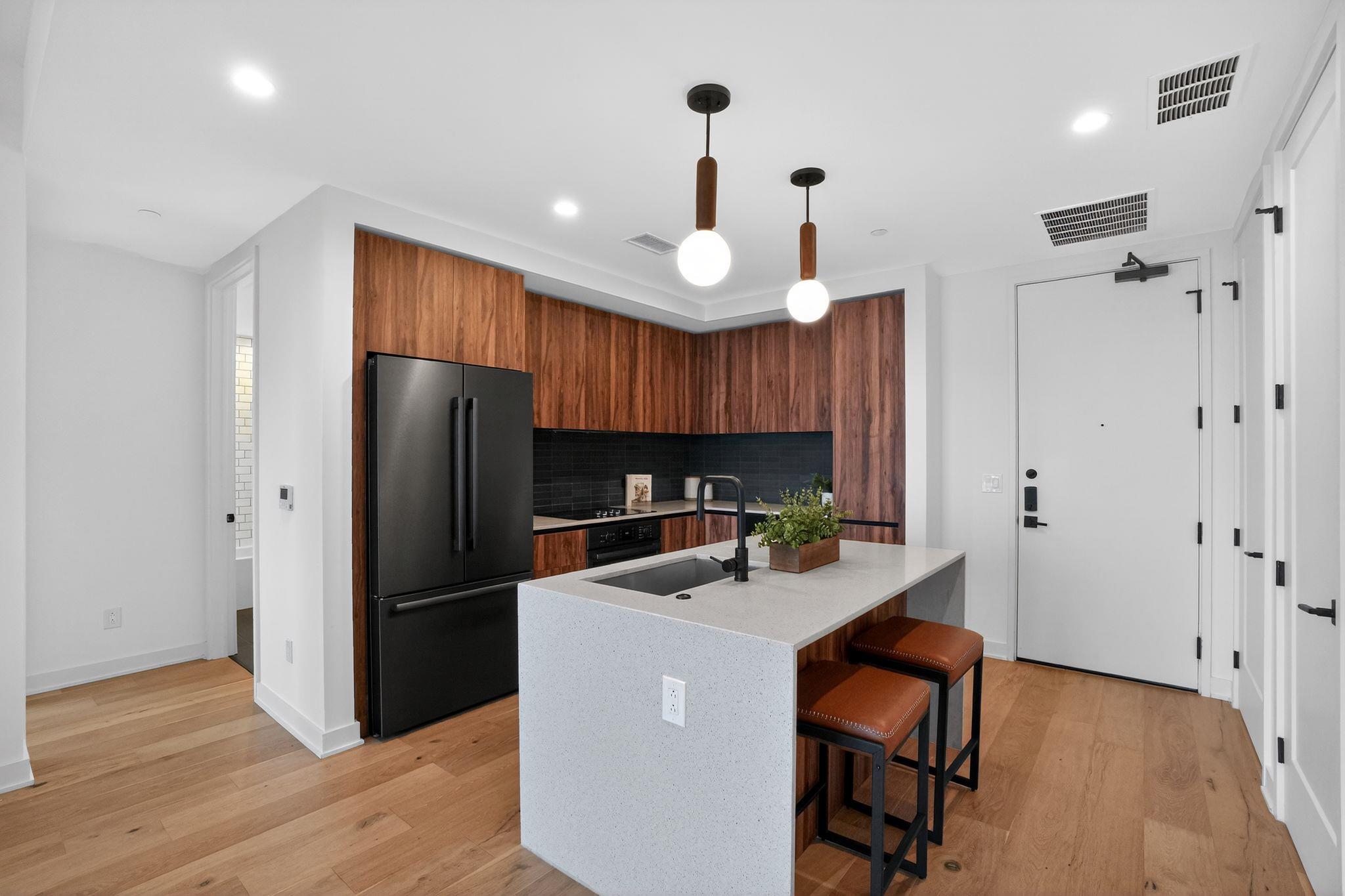 84 East Ave # 2903, Austin, TX 78701