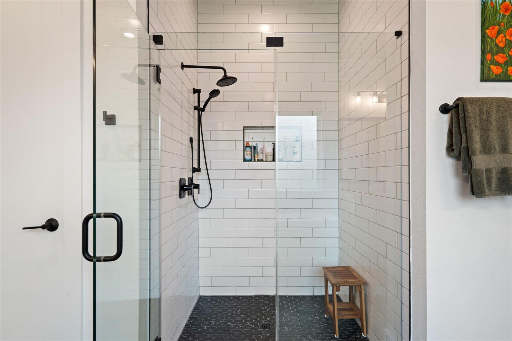 621 Kinnikinik Loop, Austin, TX 78737