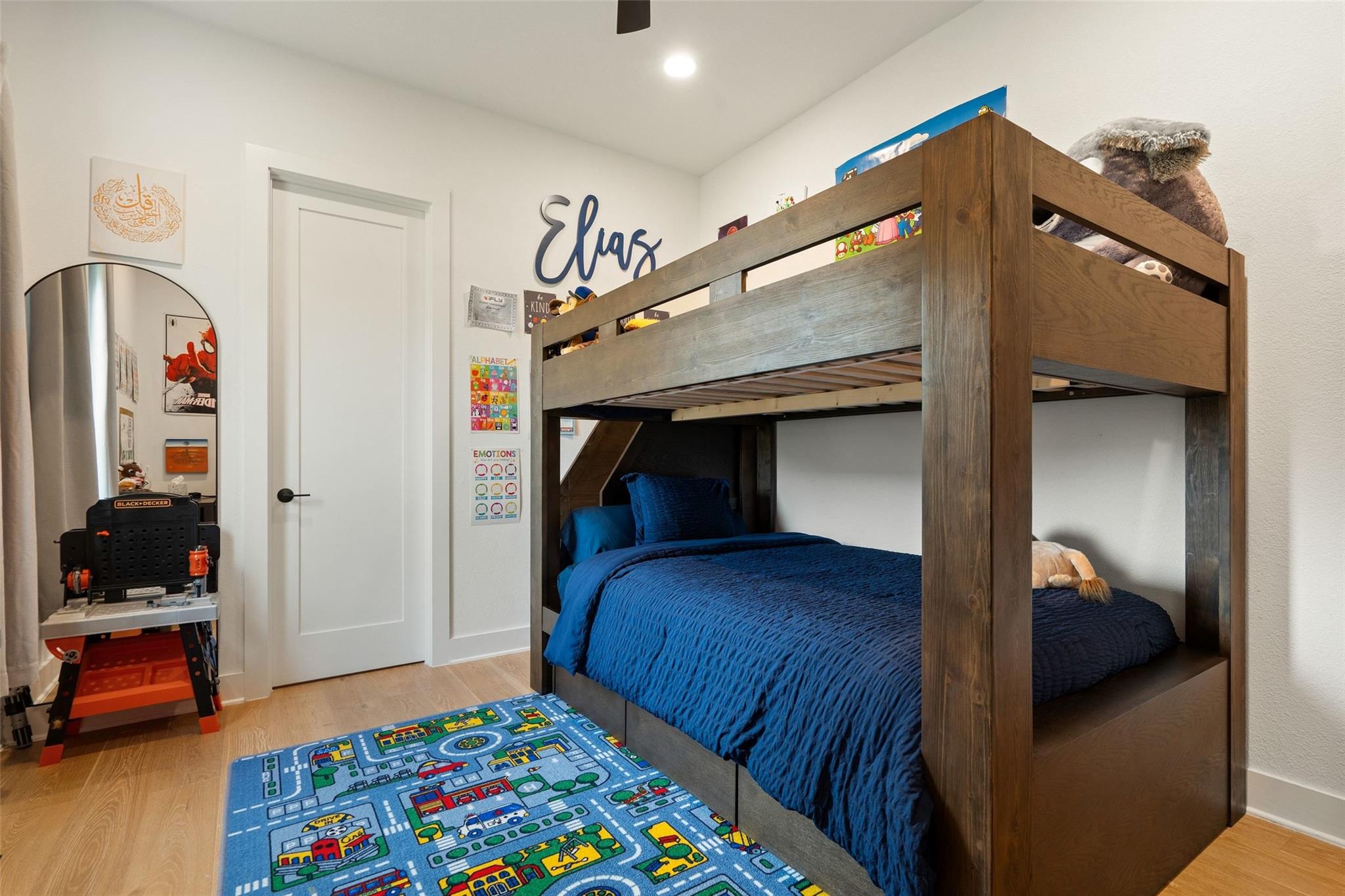 621 Kinnikinik Loop, Austin, TX 78737
