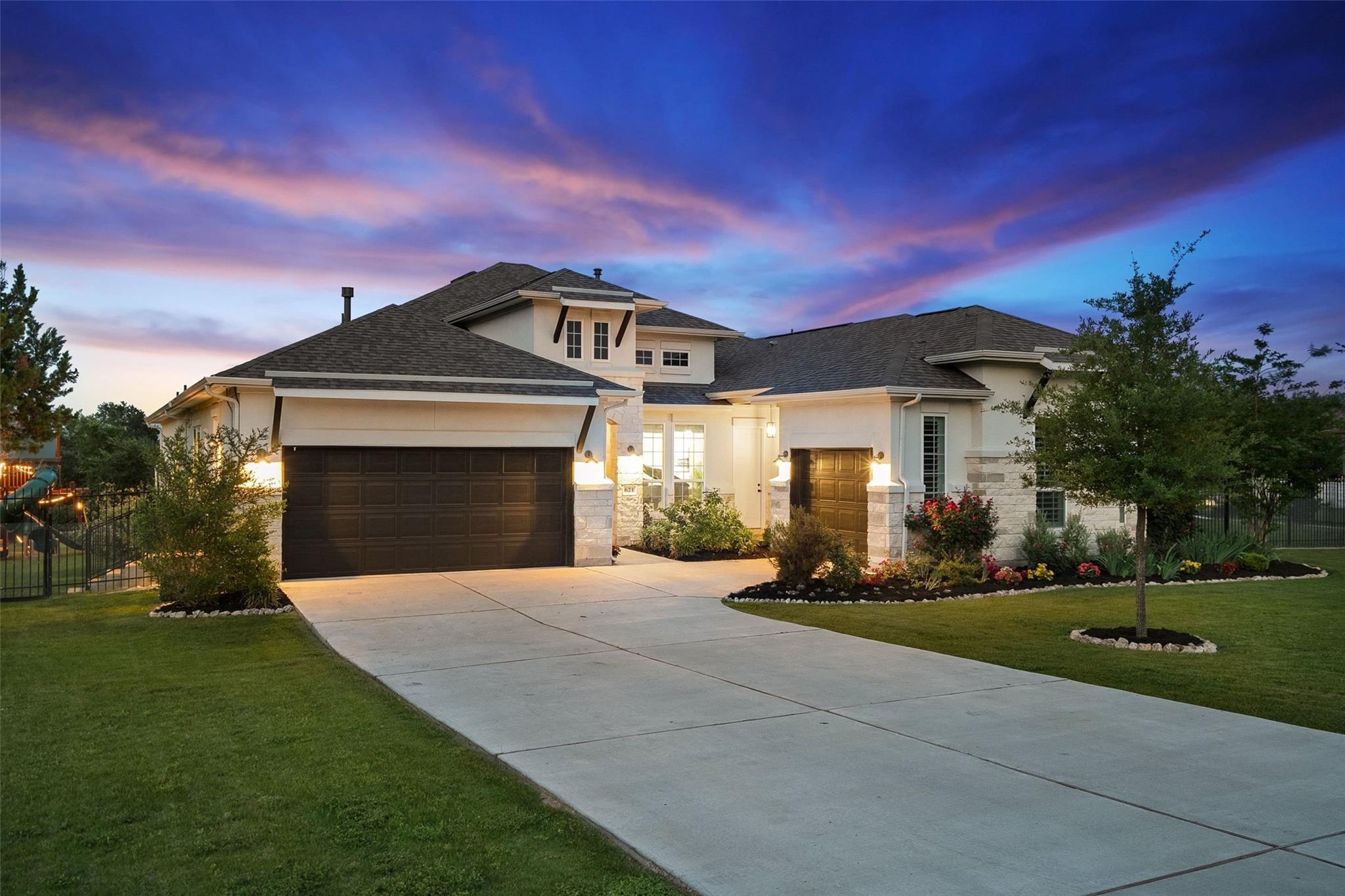 621 Kinnikinik Loop, Austin, TX 78737