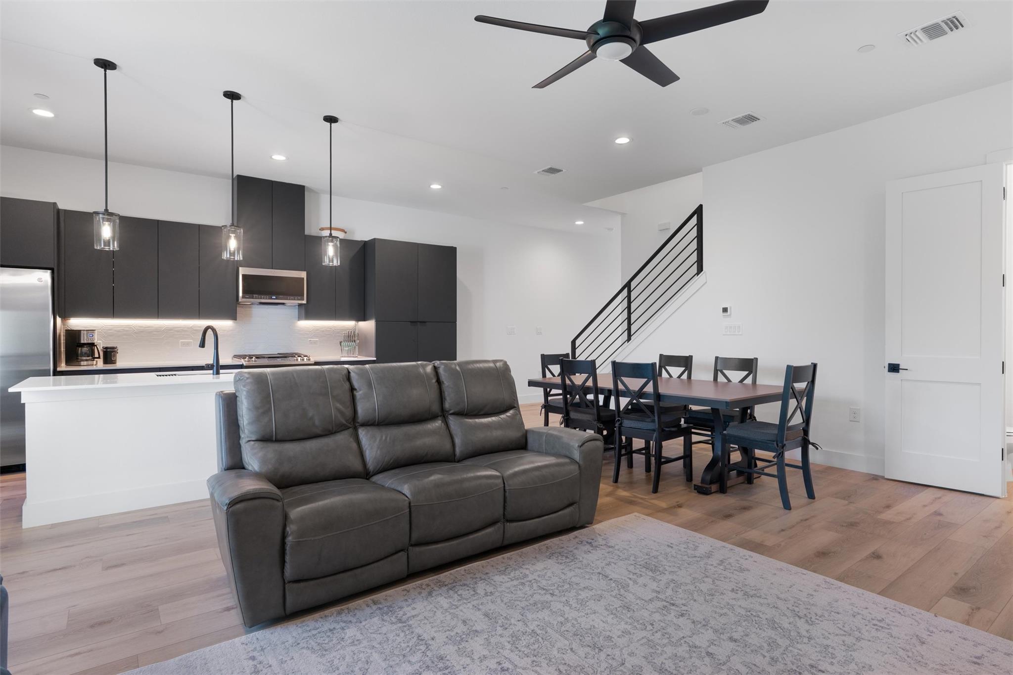 590 Old Mill Rd # 153, Cedar Park, TX 78613