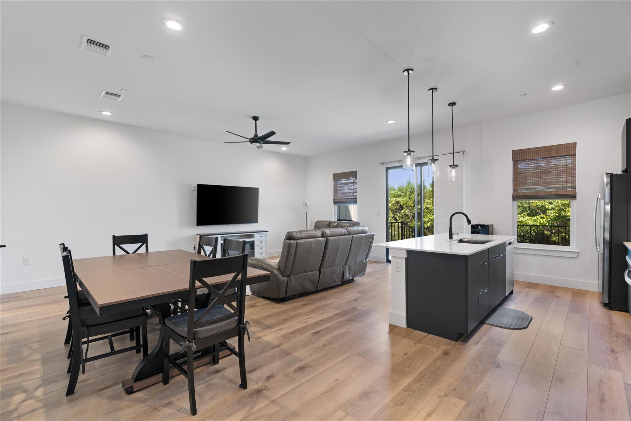 590 Old Mill Rd # 153, Cedar Park, TX 78613