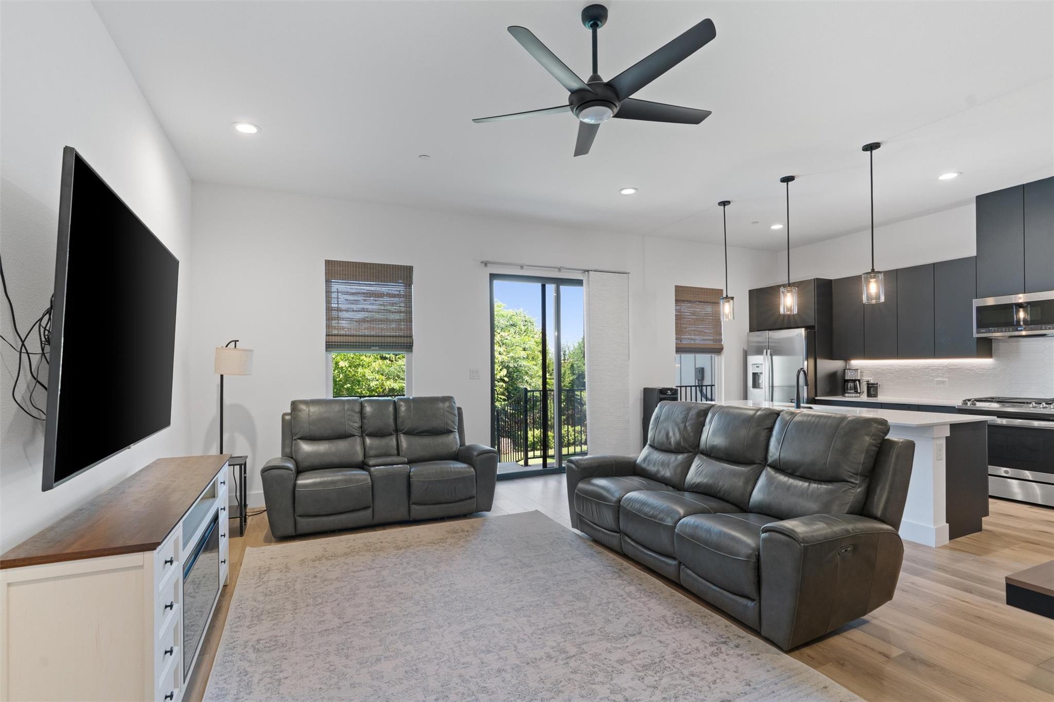 590 Old Mill Rd # 153, Cedar Park, TX 78613