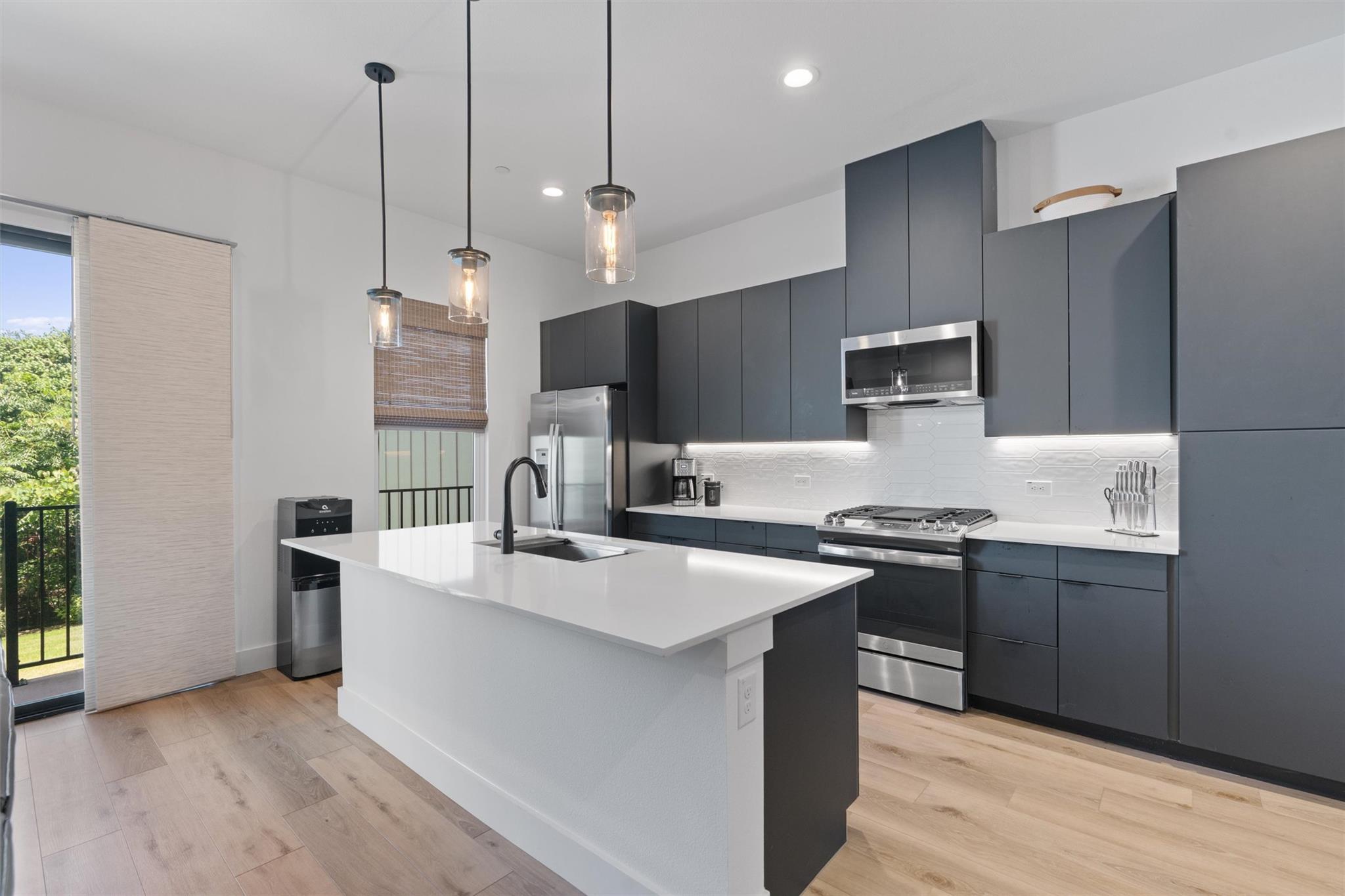 590 Old Mill Rd # 153, Cedar Park, TX 78613
