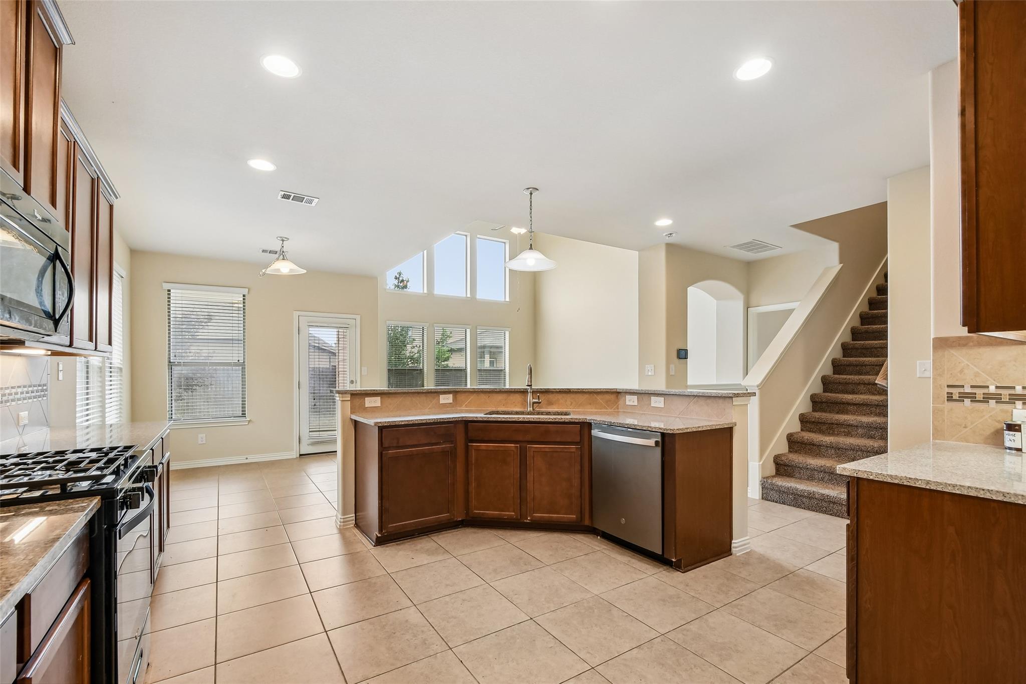 8333 Angelo Loop, Round Rock, TX 78665