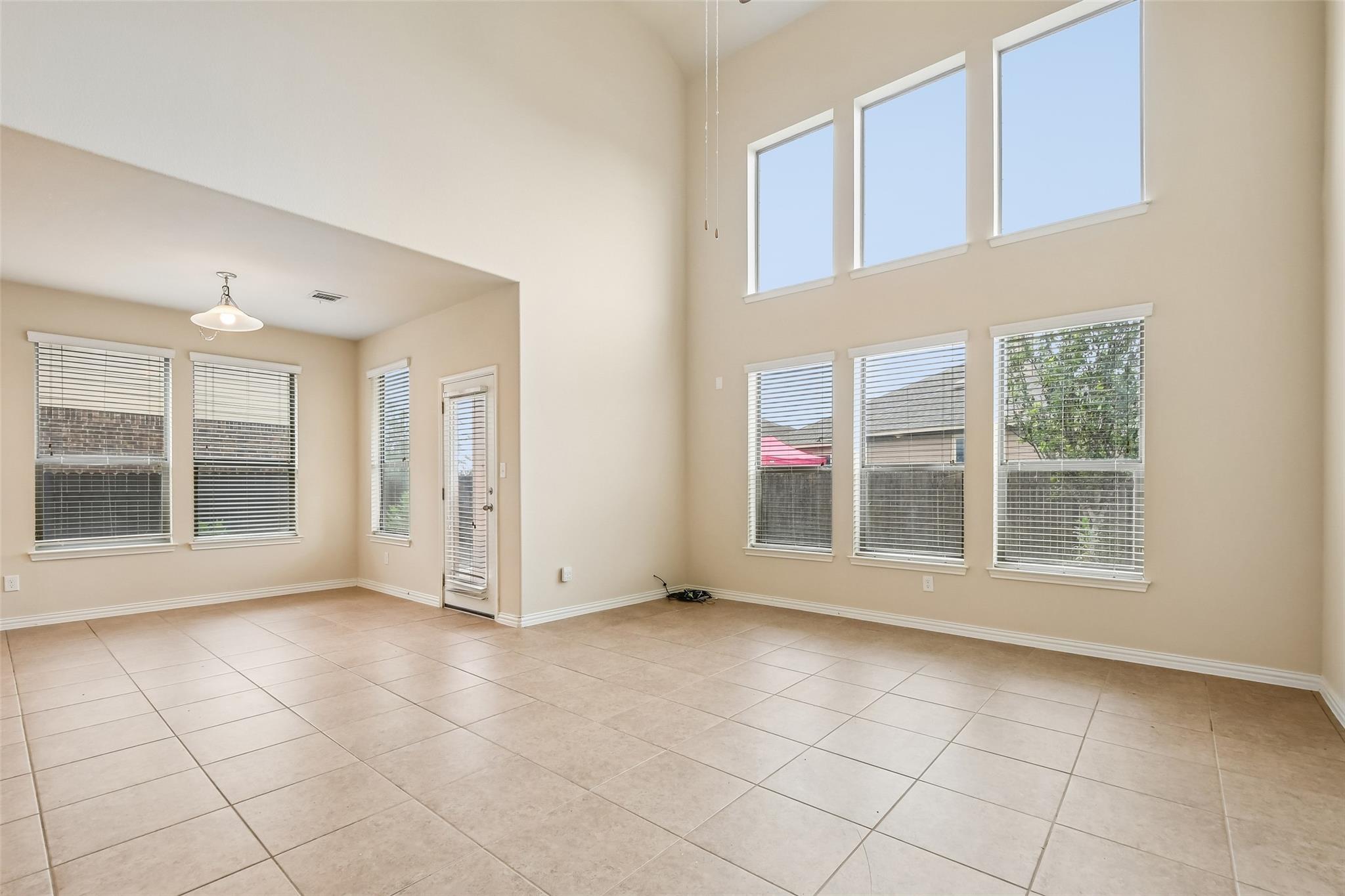 8333 Angelo Loop, Round Rock, TX 78665