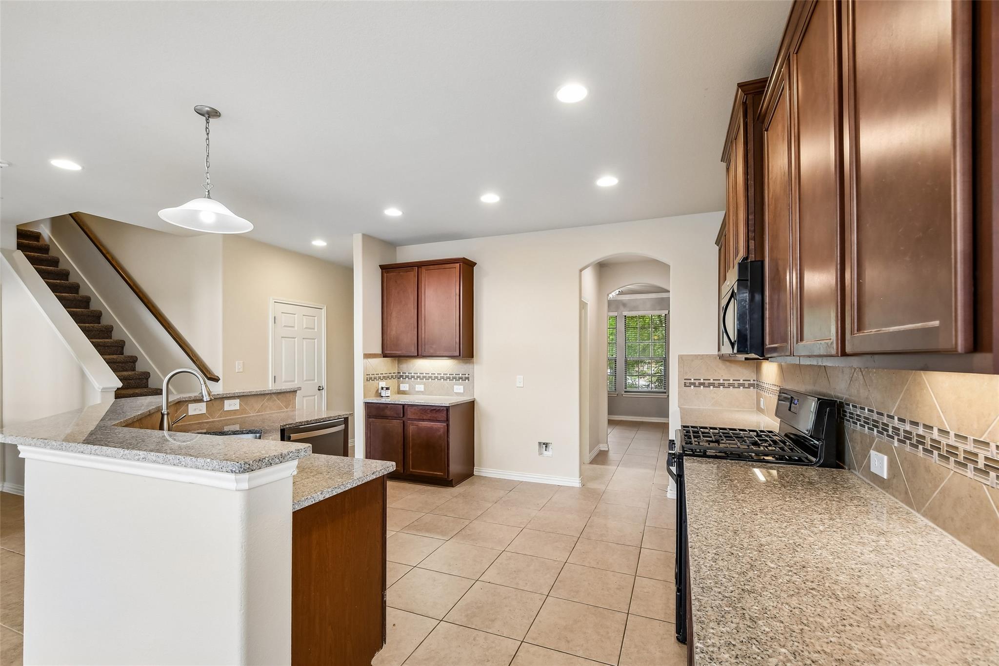 8333 Angelo Loop, Round Rock, TX 78665