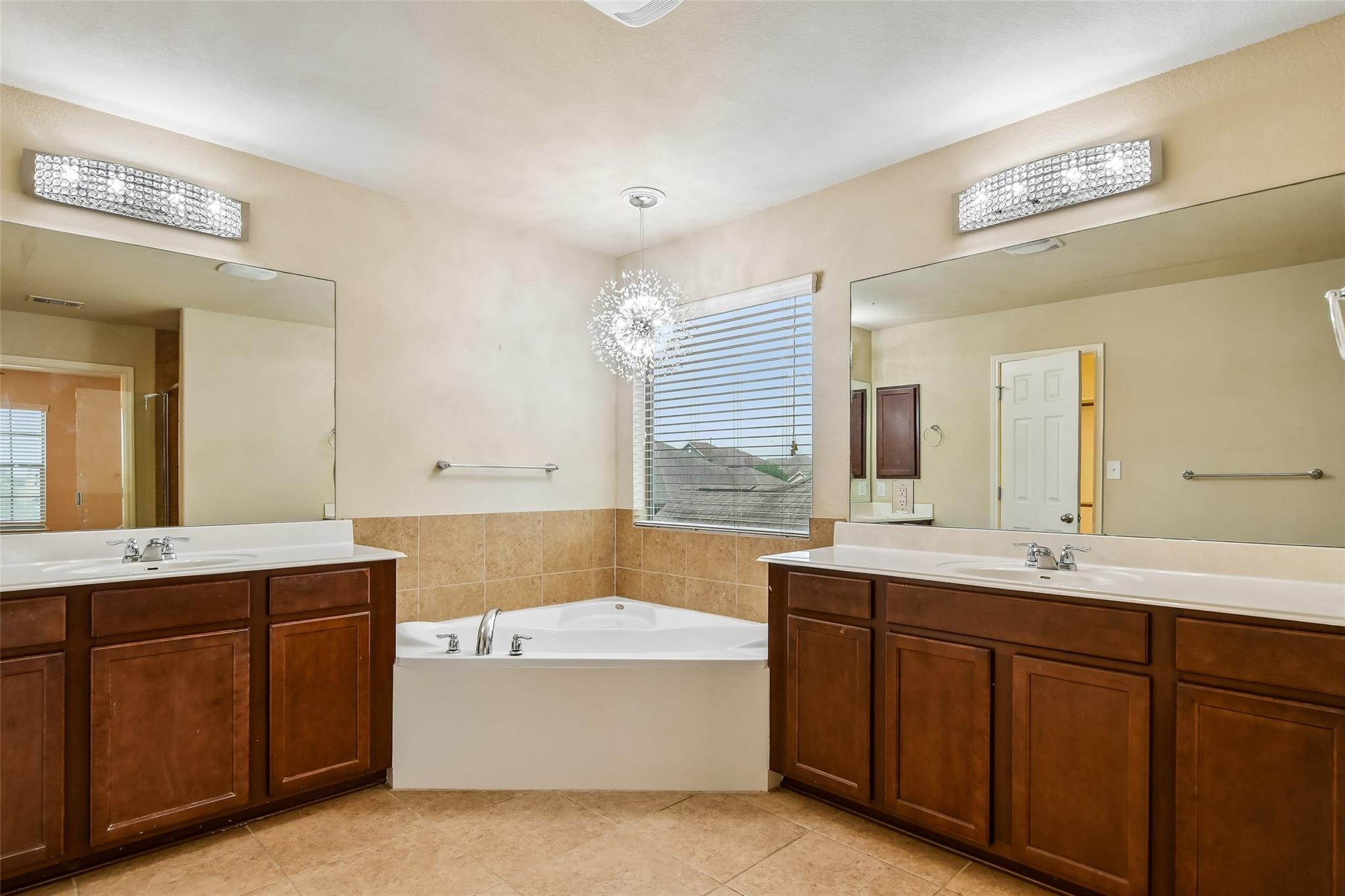 8333 Angelo Loop, Round Rock, TX 78665
