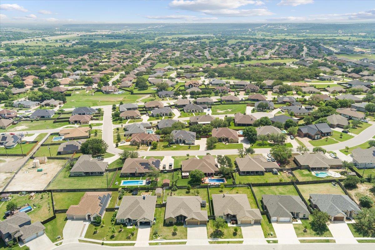 2306 Wooster St, Nolanville, TX 76559