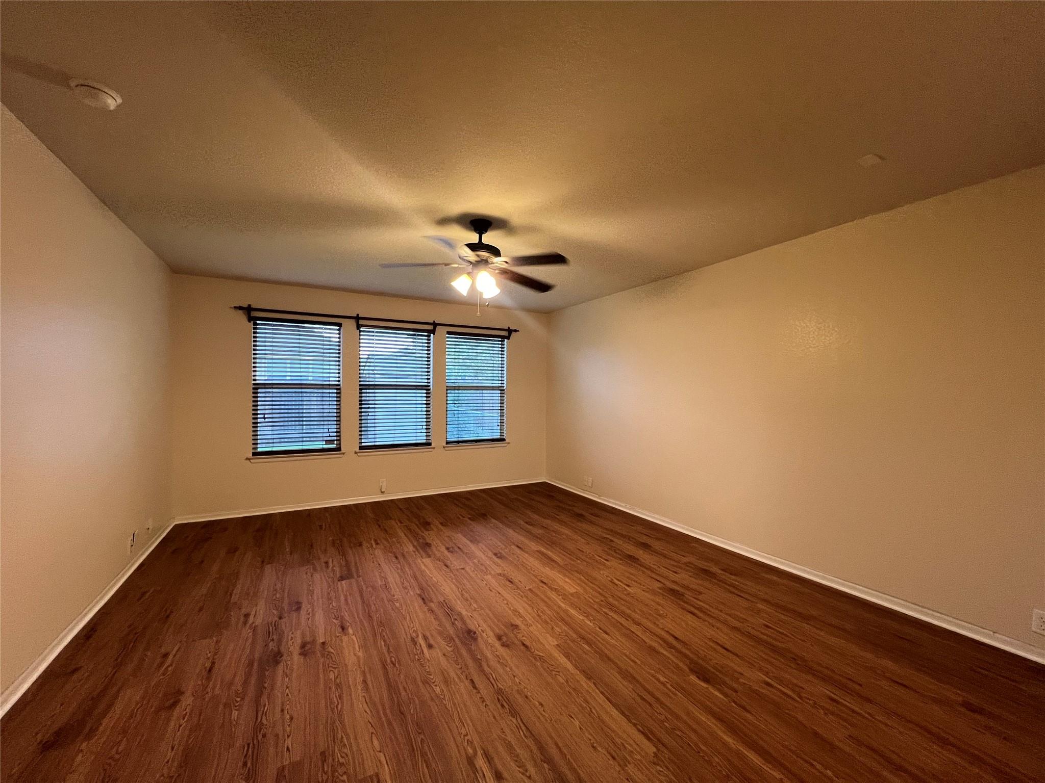 293 Camelia Pkwy, Kyle, TX 78640