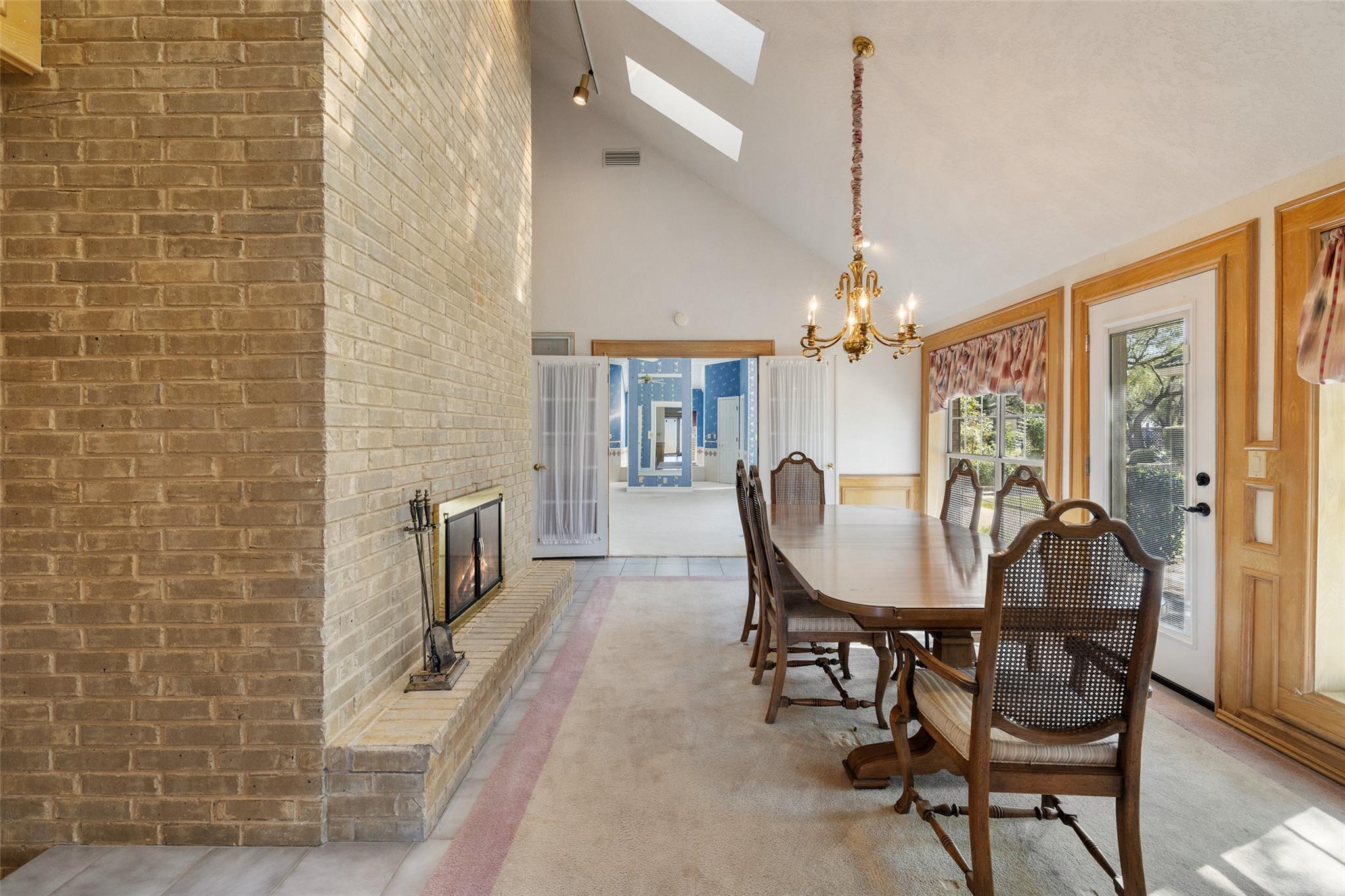 1322 Hi Cir N, Horseshoe Bay, TX 78657