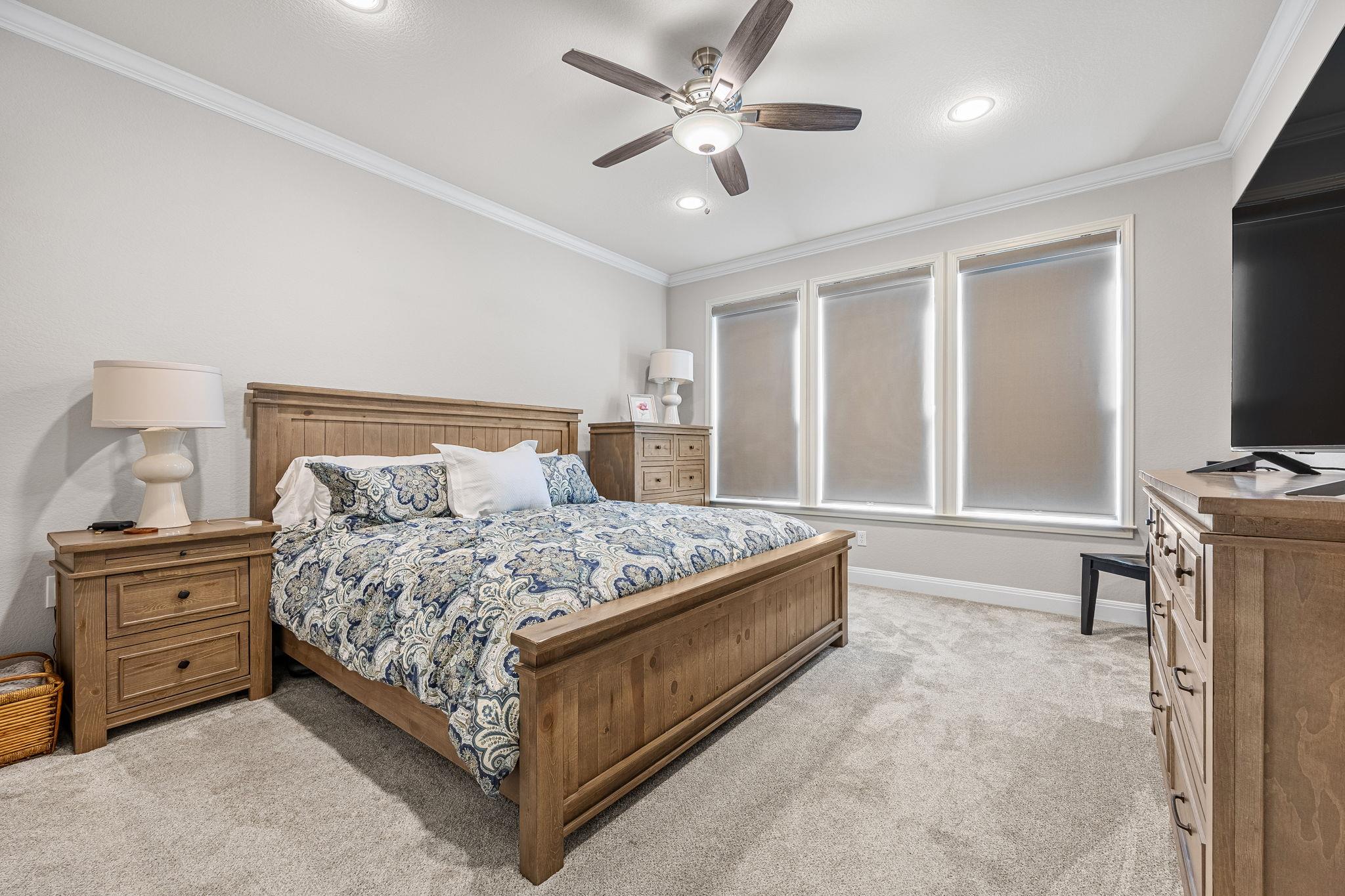 225 Tradinghouse Creek St, Georgetown, TX 78633