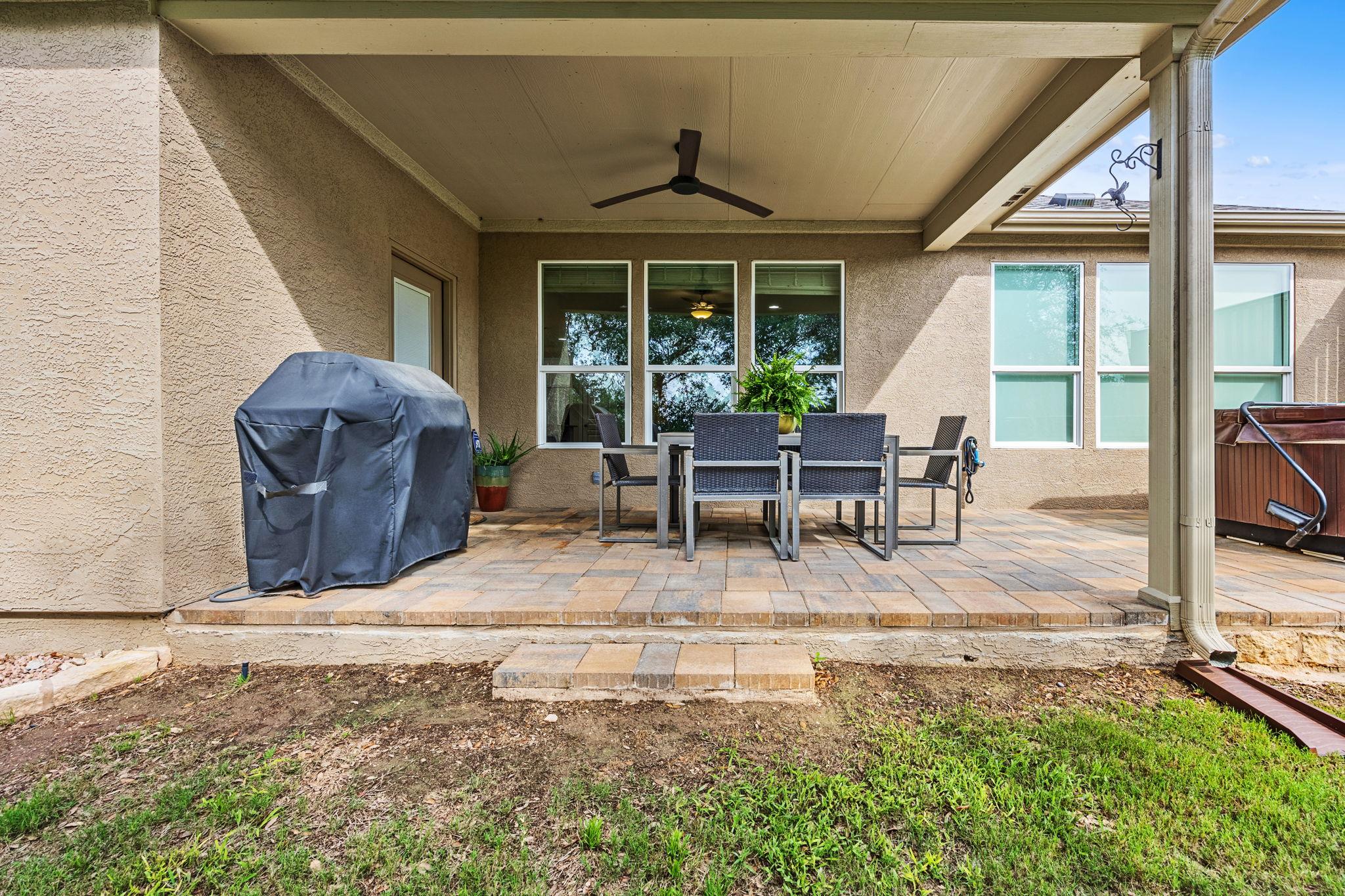 225 Tradinghouse Creek St, Georgetown, TX 78633