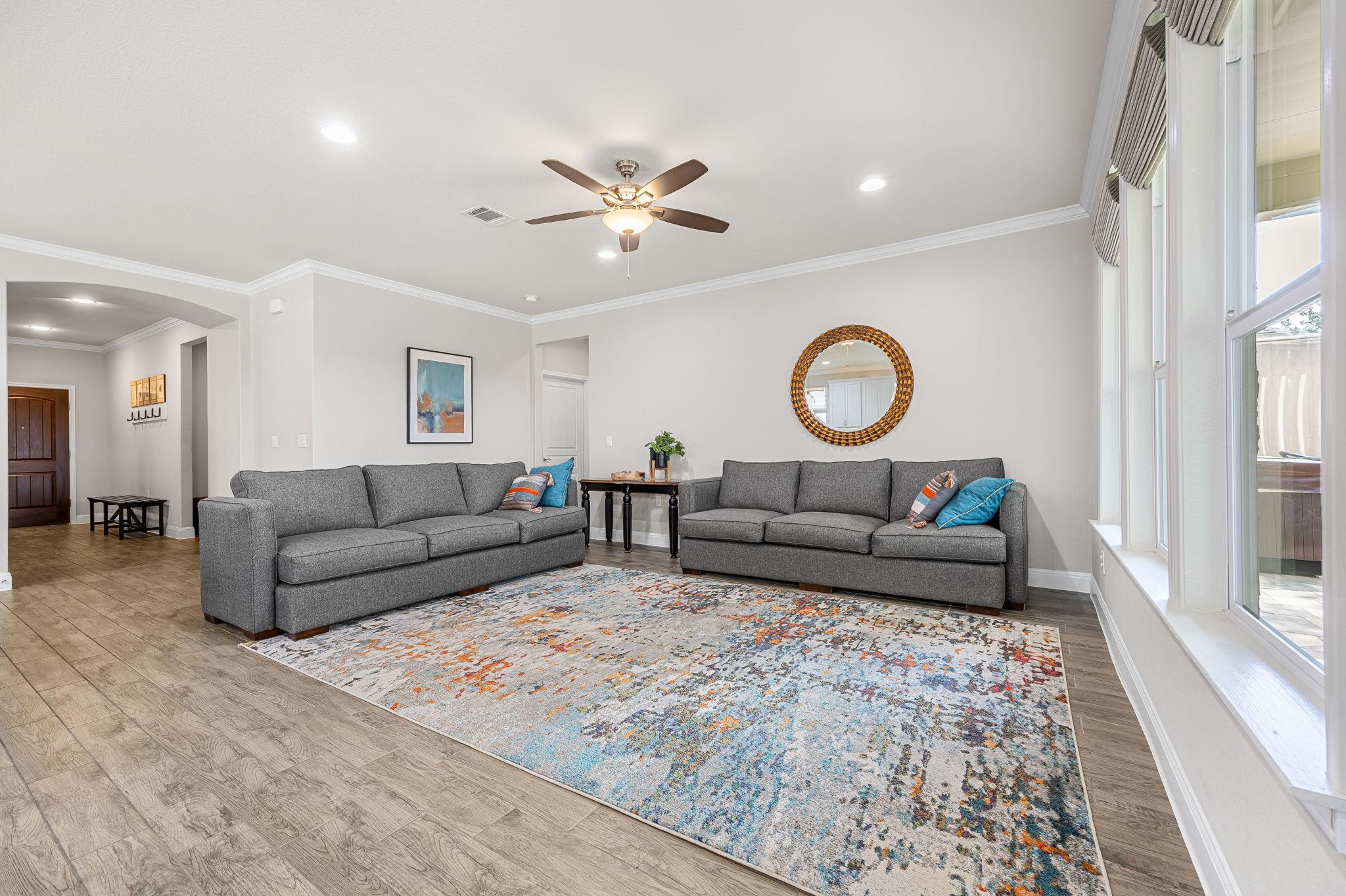 225 Tradinghouse Creek St, Georgetown, TX 78633