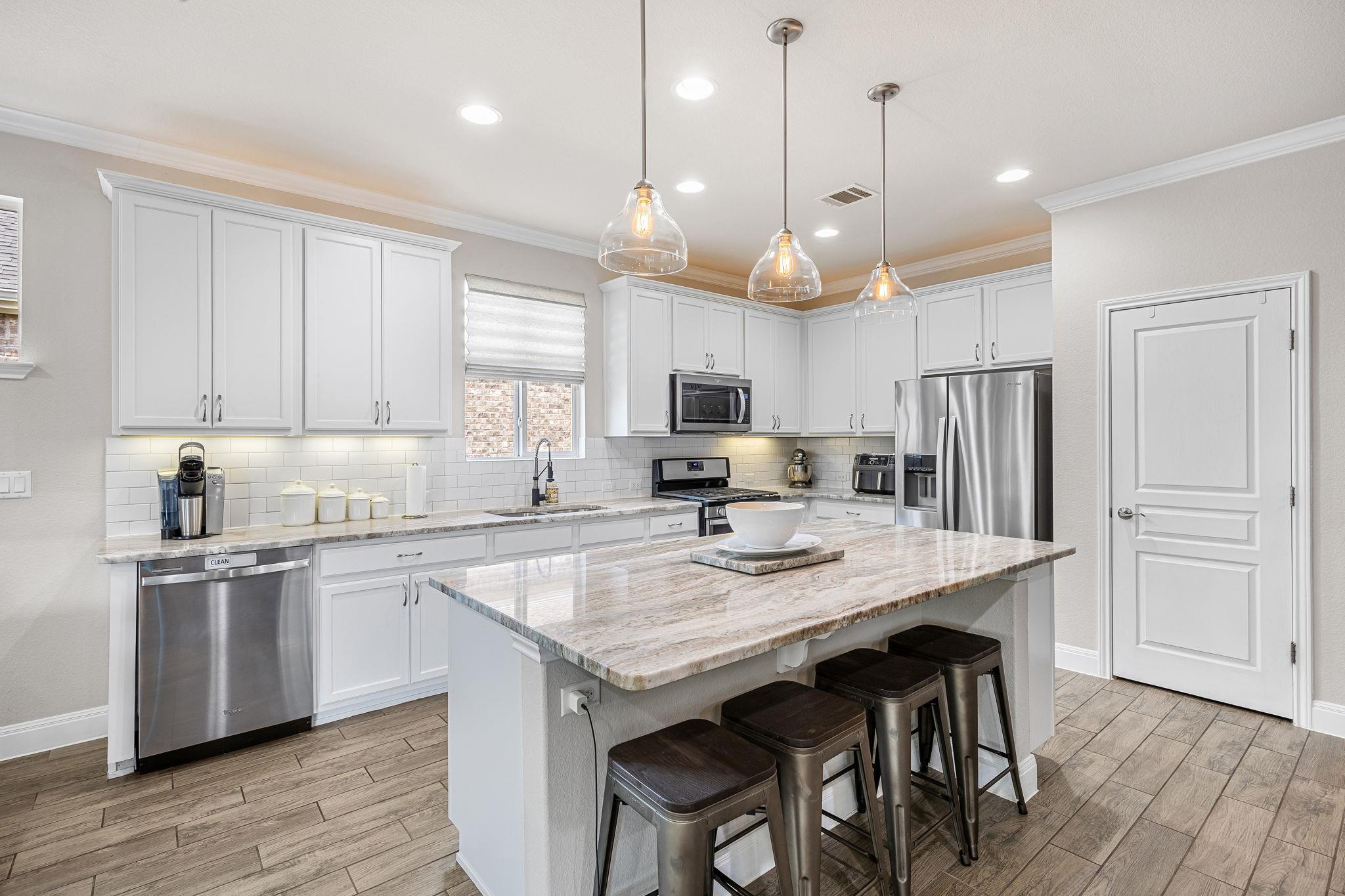 225 Tradinghouse Creek St, Georgetown, TX 78633
