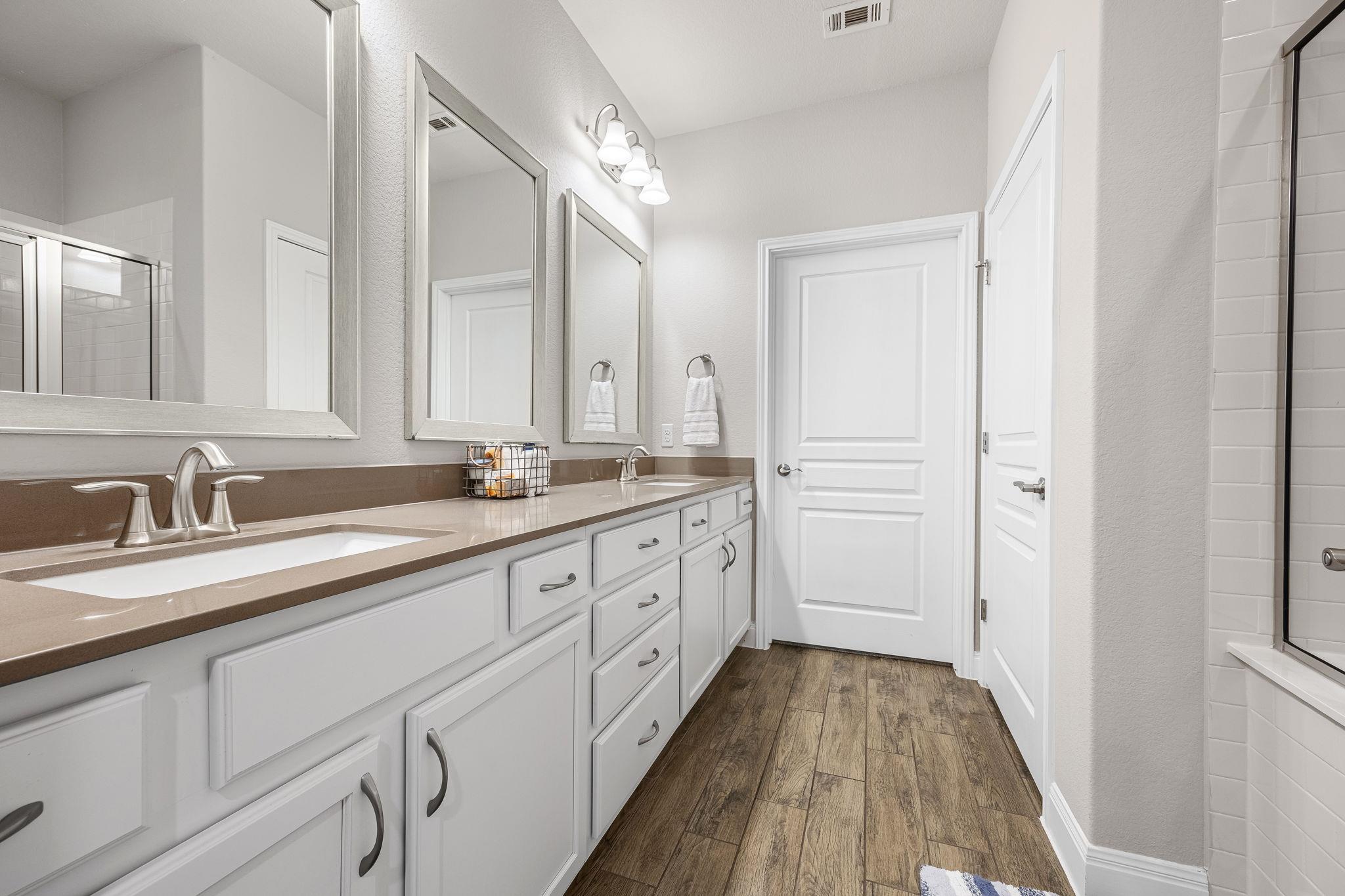 225 Tradinghouse Creek St, Georgetown, TX 78633