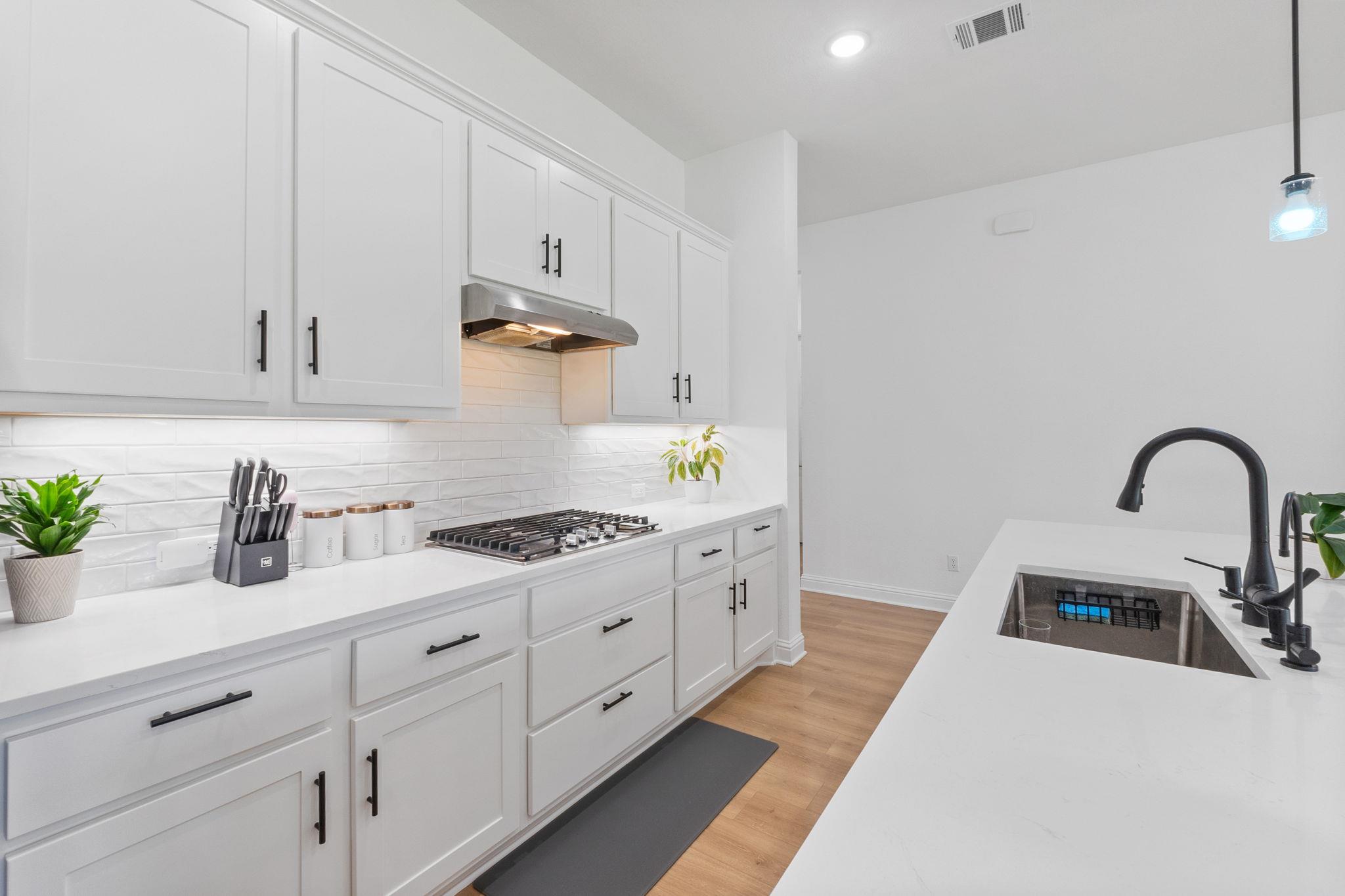 125 Plainsman Ln, Georgetown, TX 78633
