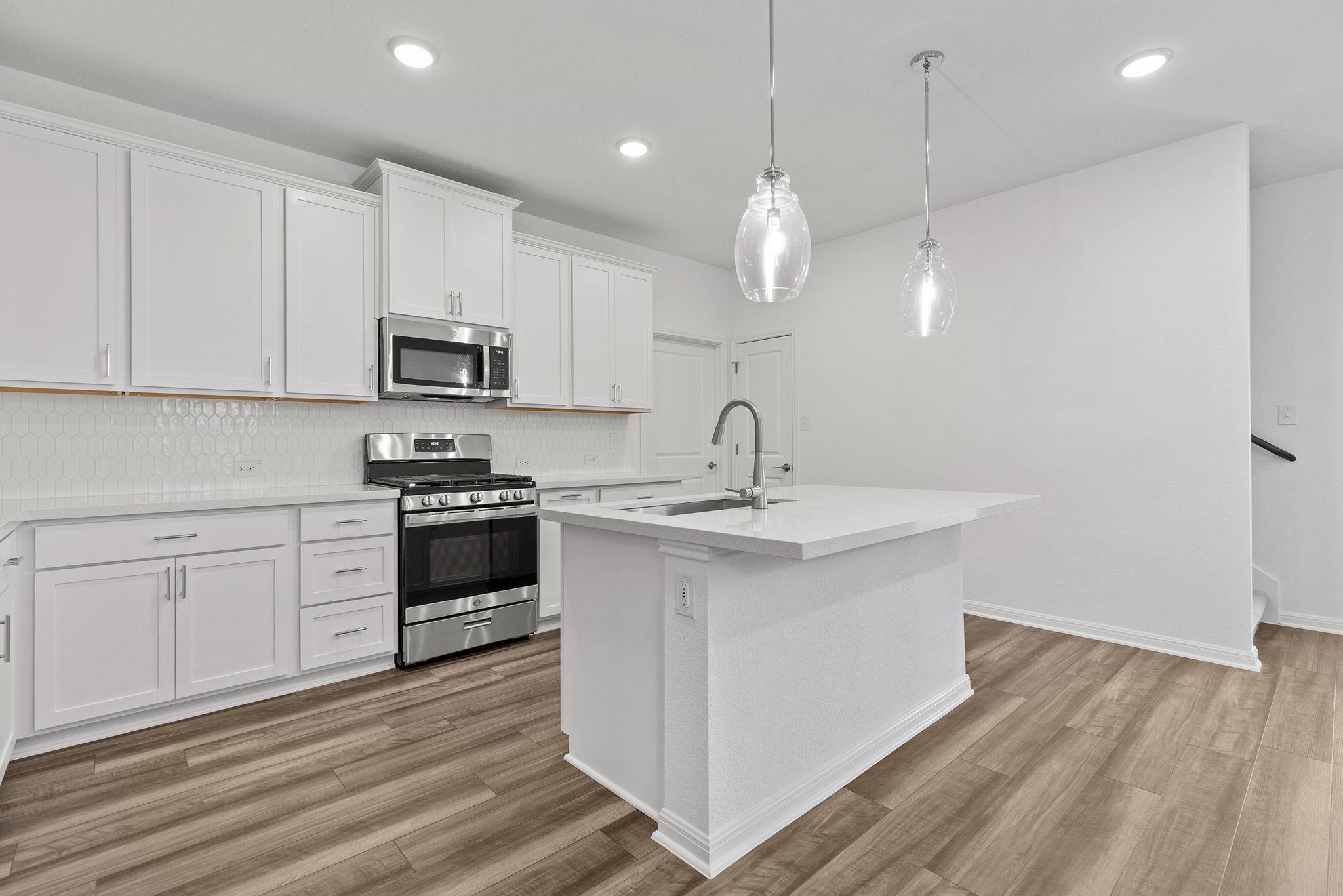 204 Flowers Ave # 123, Hutto, TX 78634