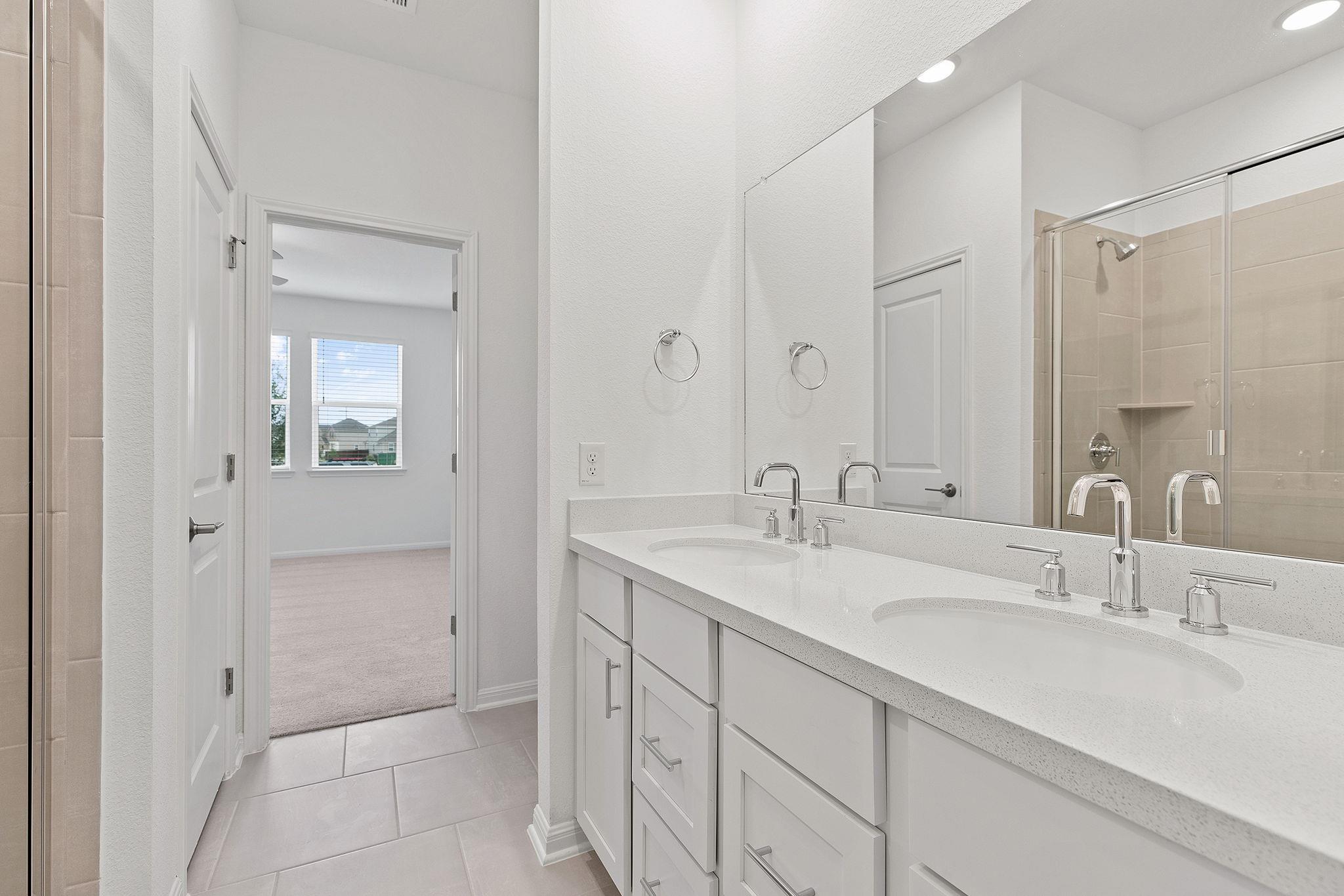 204 Flowers Ave # 123, Hutto, TX 78634