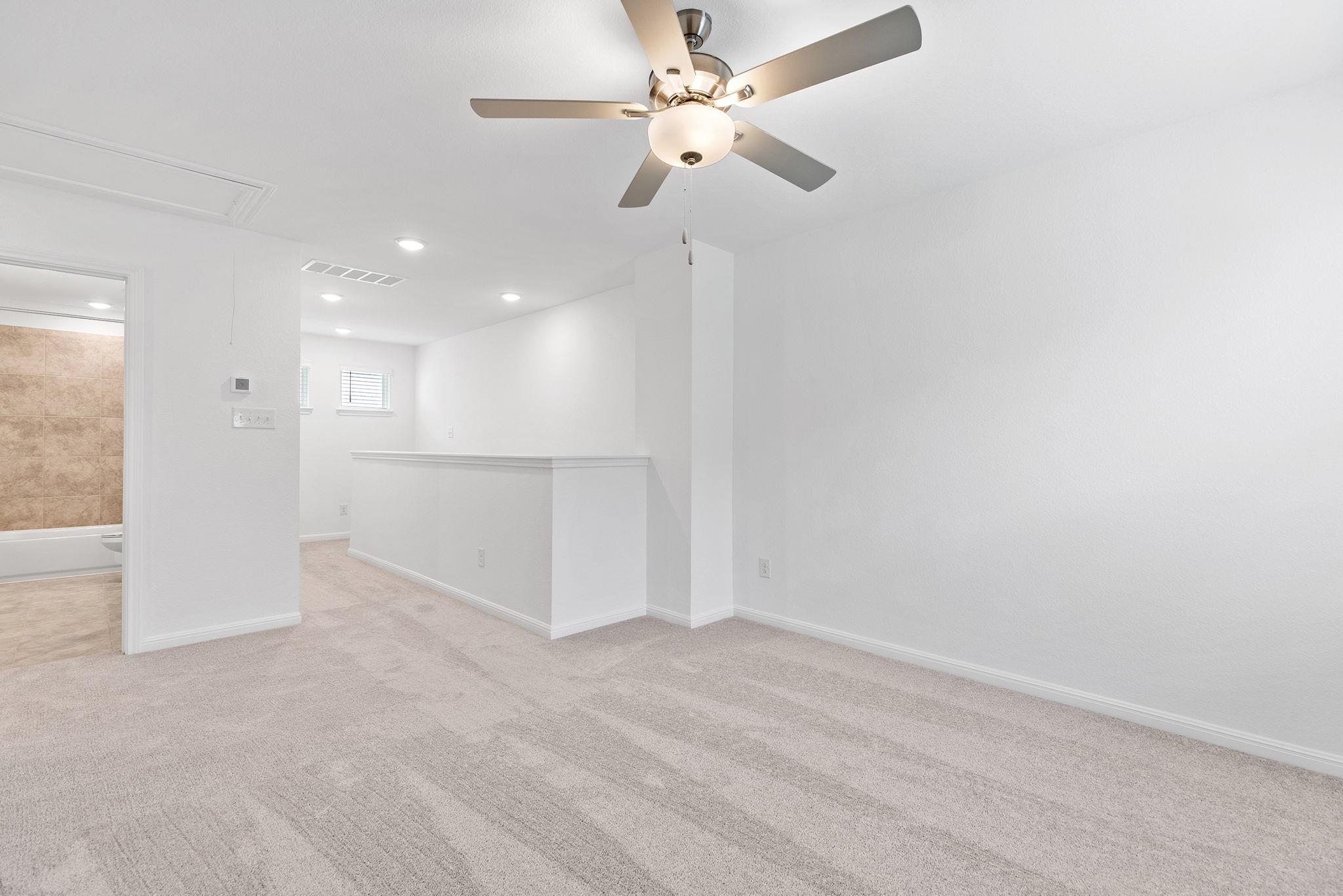 204 Flowers Ave # 123, Hutto, TX 78634