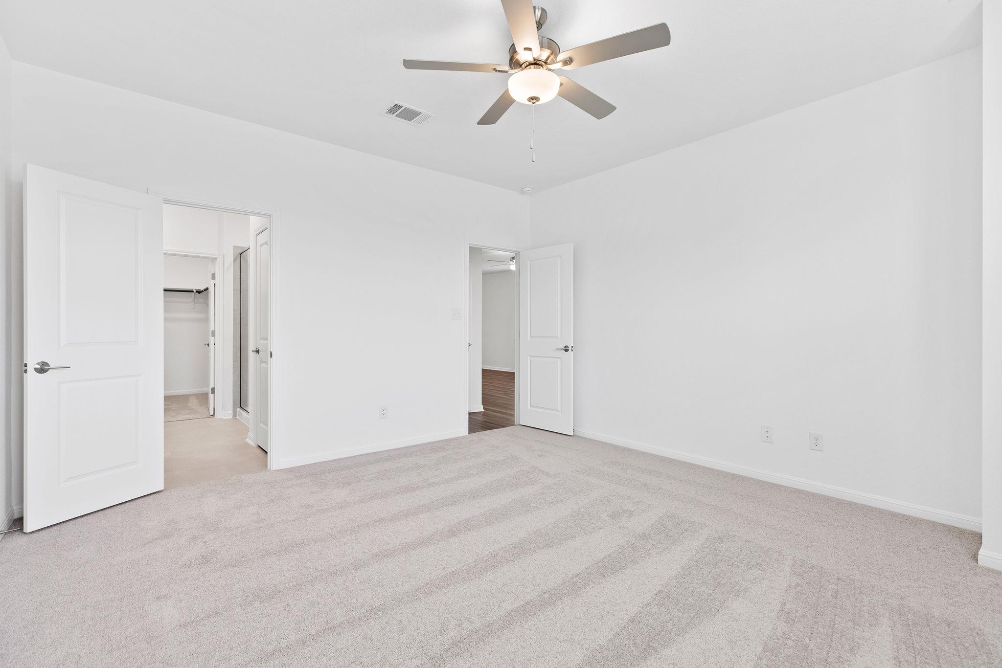 204 Flowers Ave # 123, Hutto, TX 78634