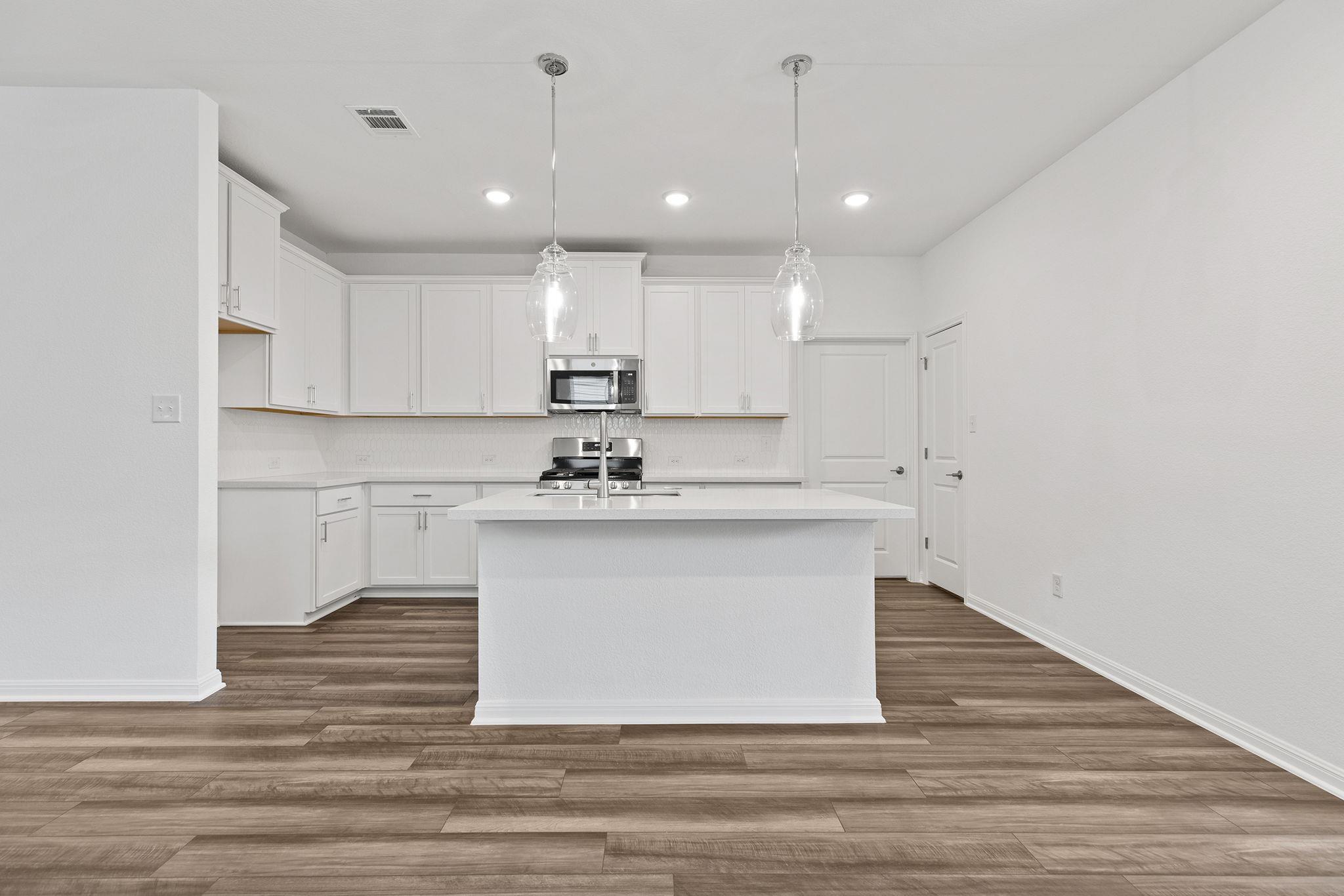 204 Flowers Ave # 123, Hutto, TX 78634