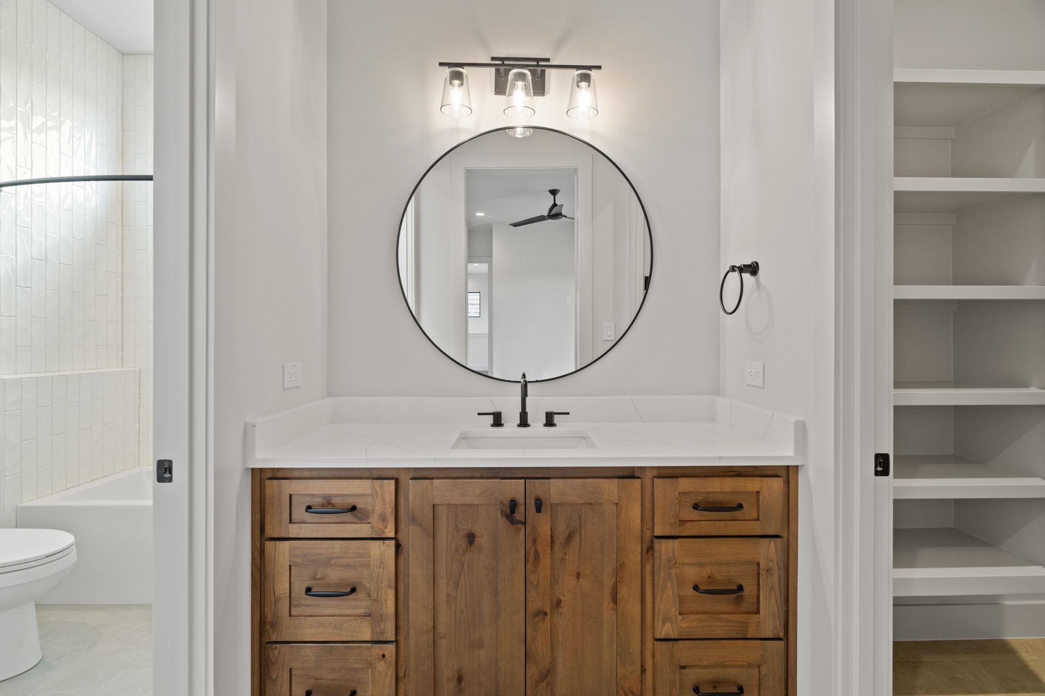 1562 Canyon Crossing View Vw, Dripping Springs, TX 78620