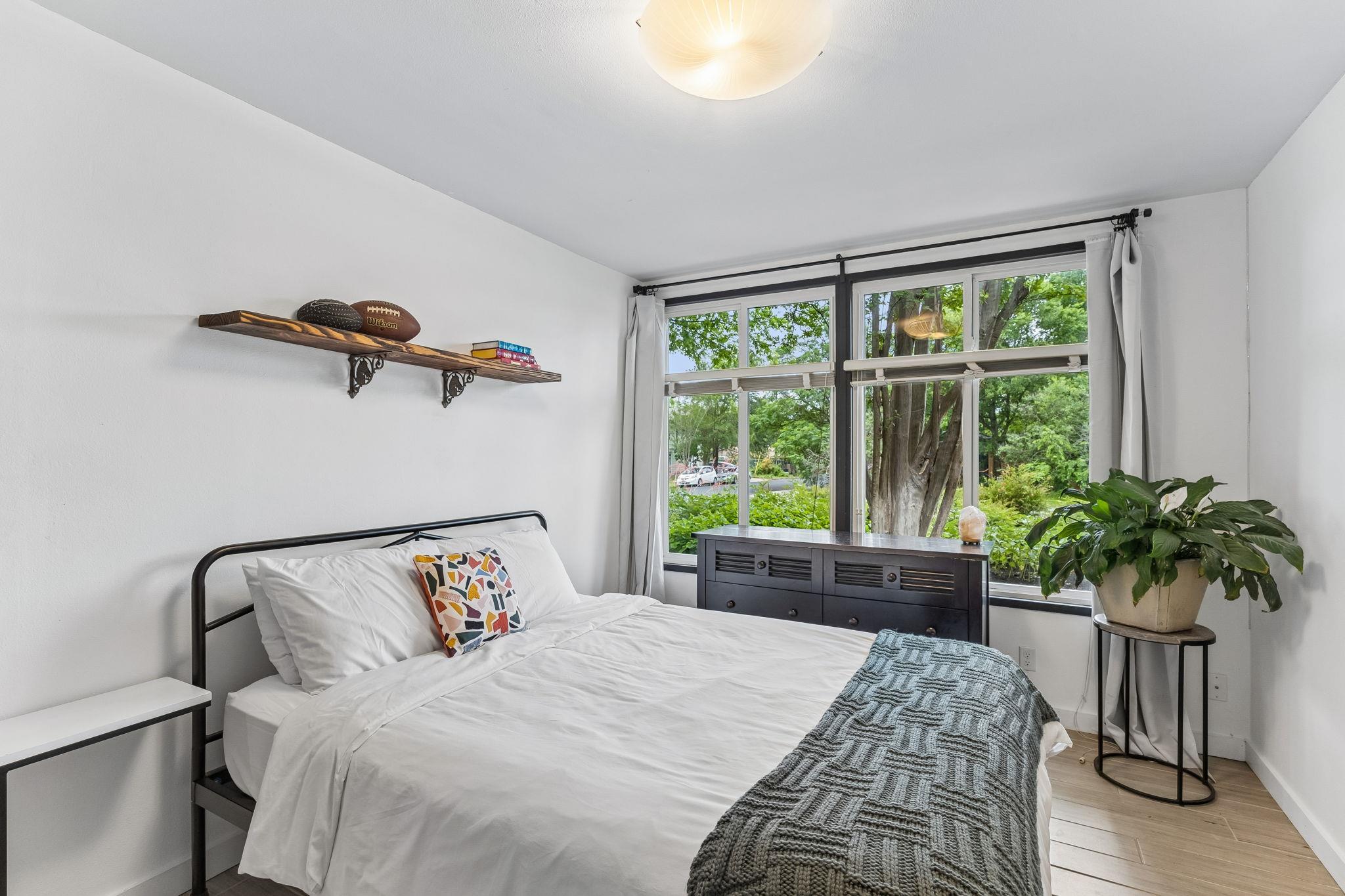 1428 Corona Dr, Austin, TX 78723