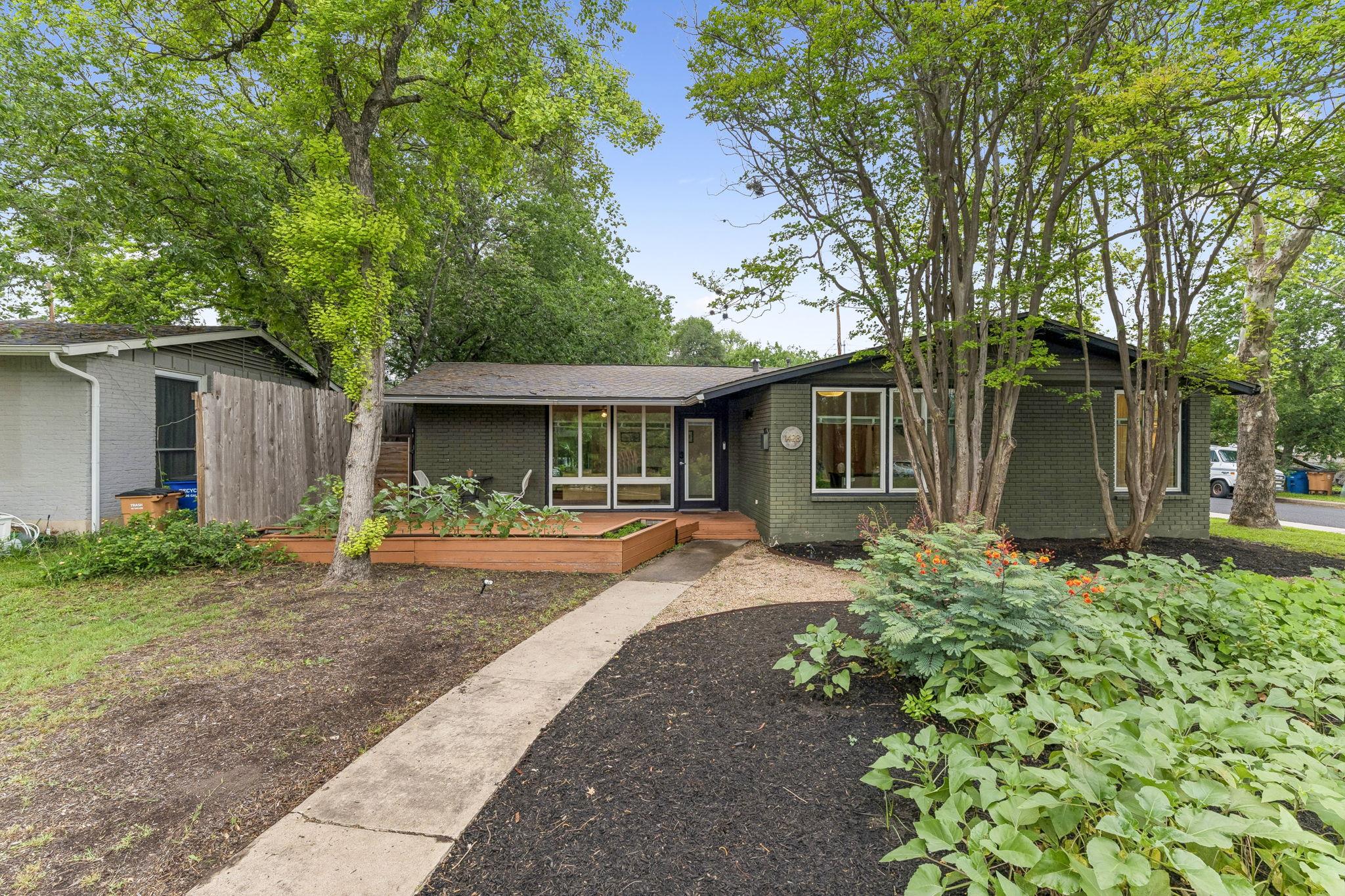 1428 Corona Dr, Austin, TX 78723