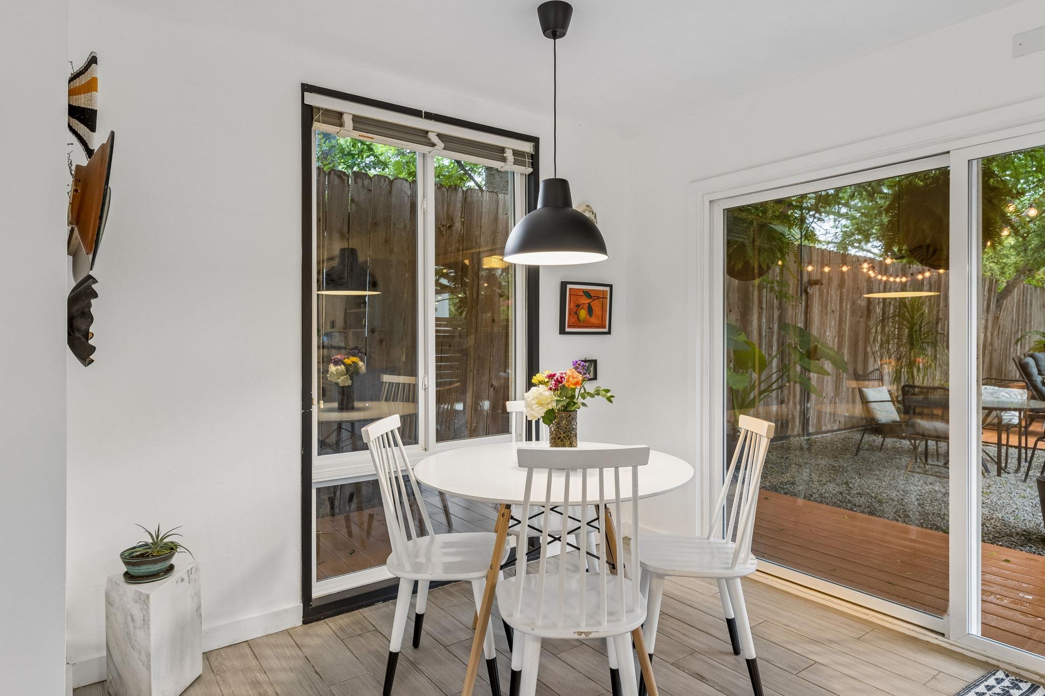 1428 Corona Dr, Austin, TX 78723