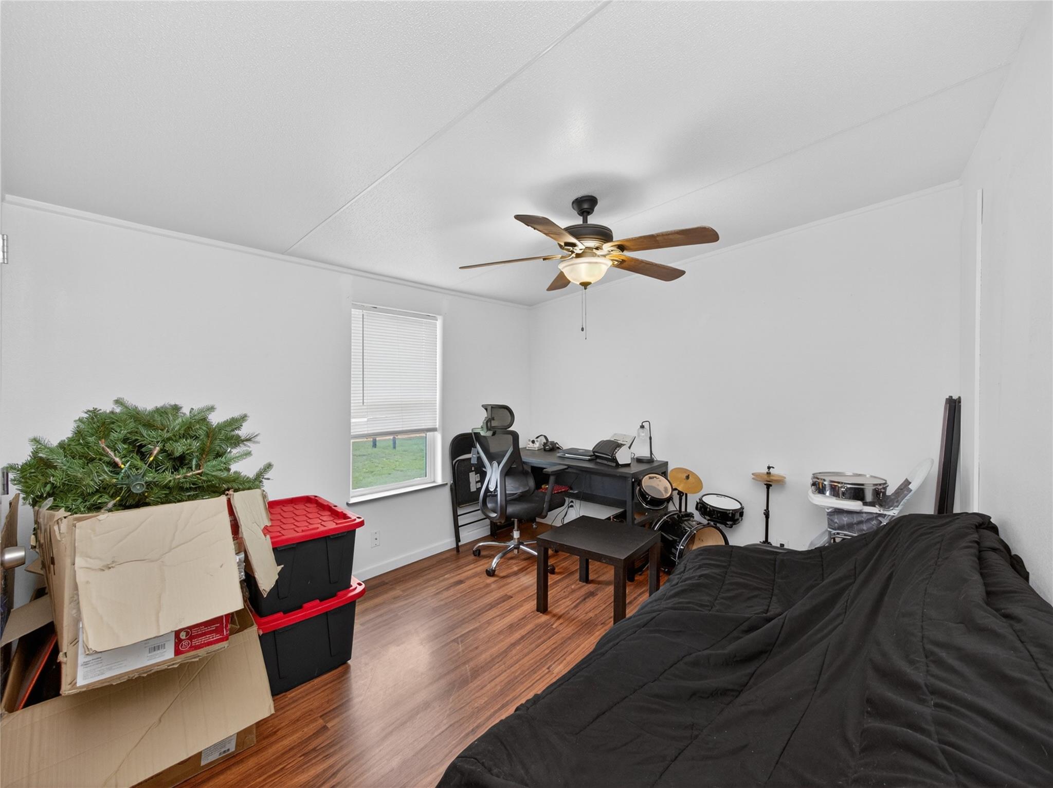 279 Highline Dr, Bastrop, TX 78602