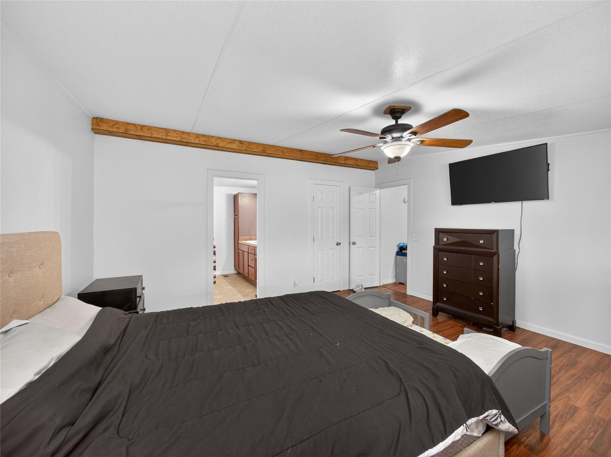 279 Highline Dr, Bastrop, TX 78602