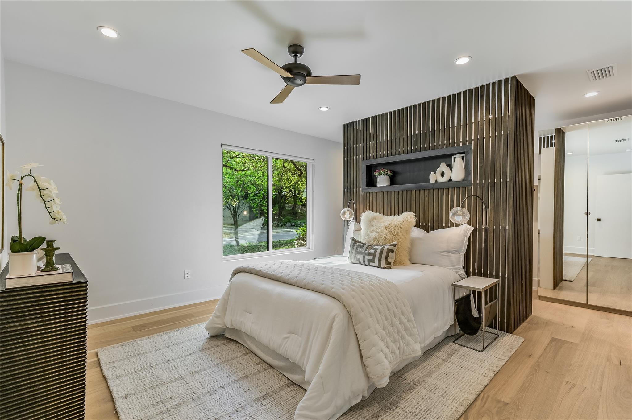 201 Westwood Ter, West Lake Hills, TX 78746