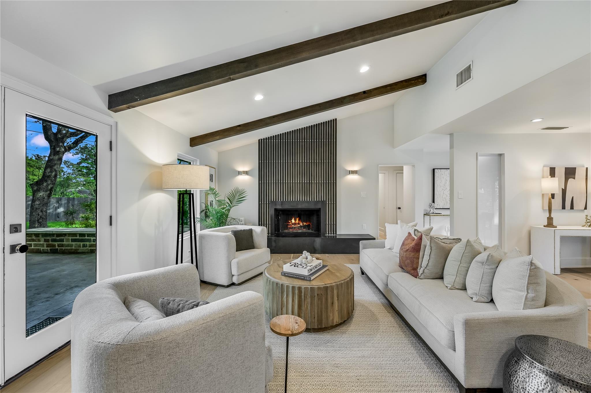 201 Westwood Ter, West Lake Hills, TX 78746