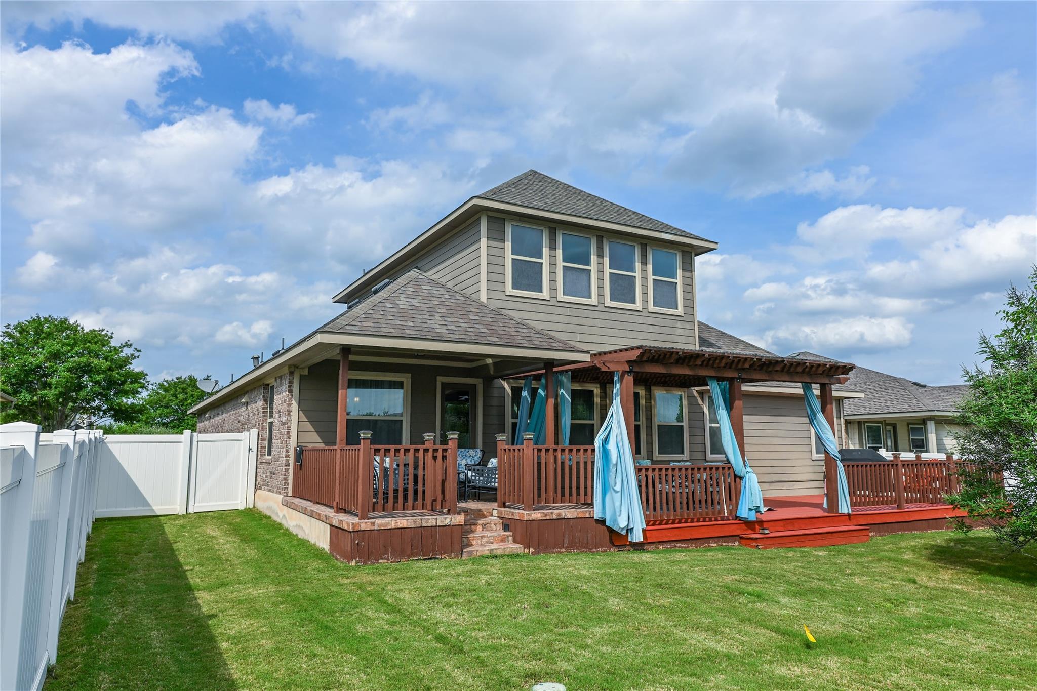 1111 Halekala Trl, Pflugerville, TX 78660