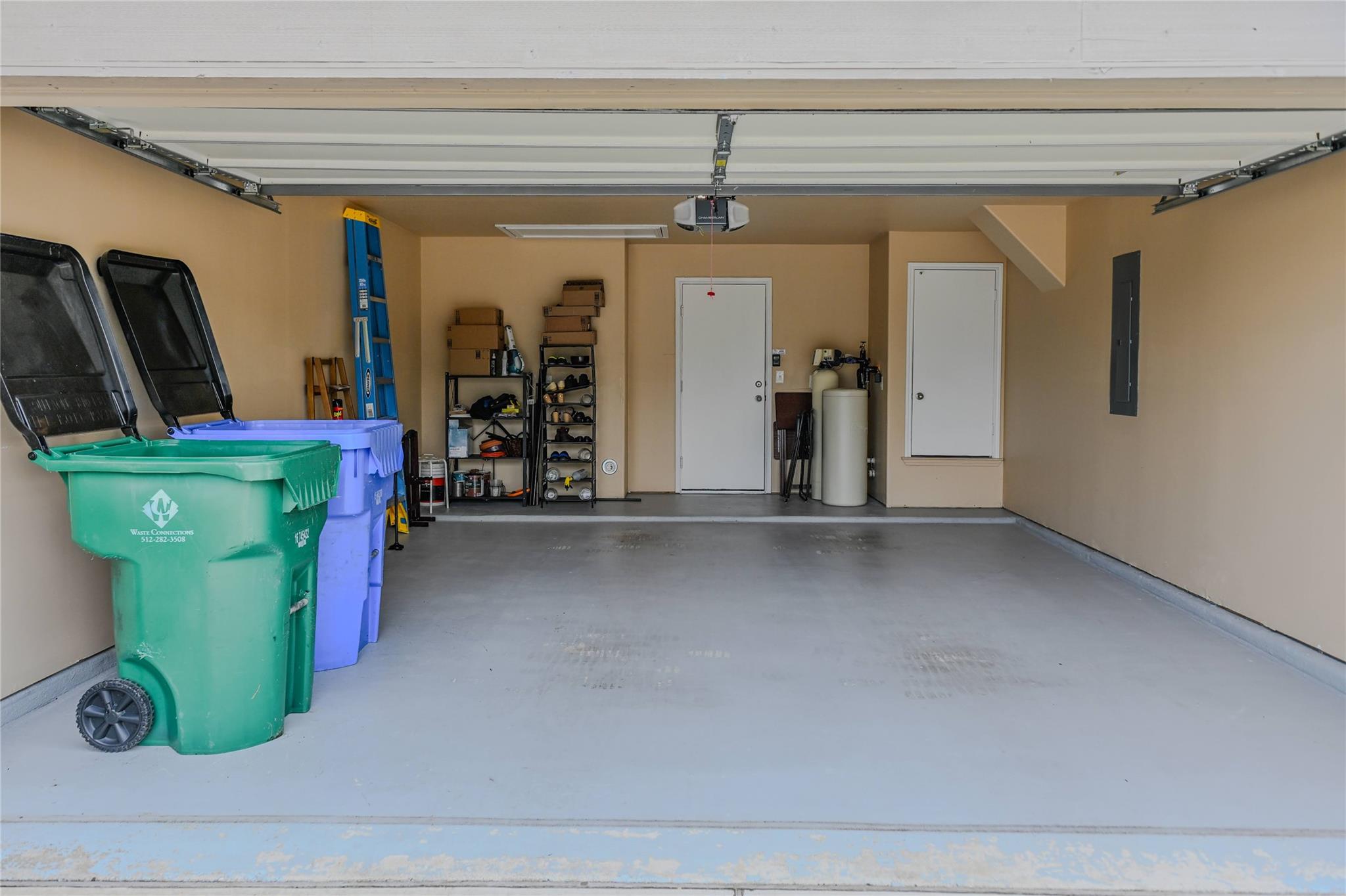 1111 Halekala Trl, Pflugerville, TX 78660