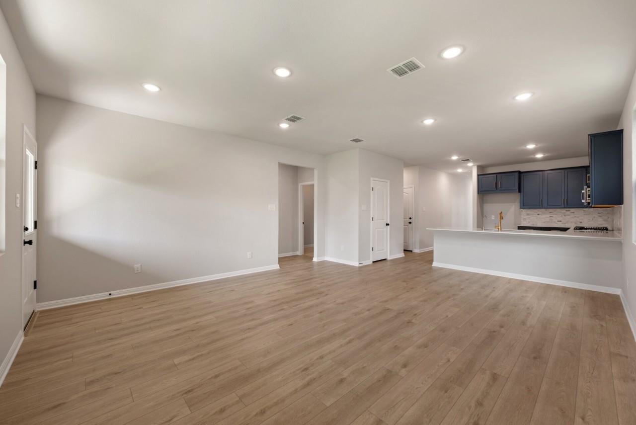 141 Jans Way, Georgetown, TX 78626