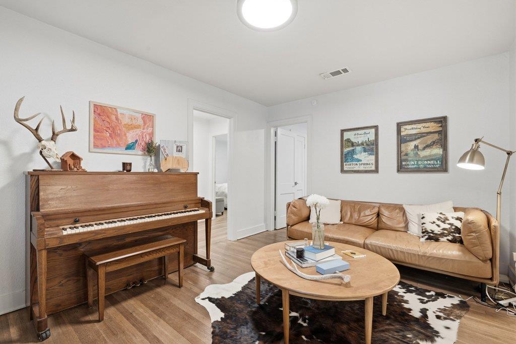 5206 Duval St, Austin, TX 78751
