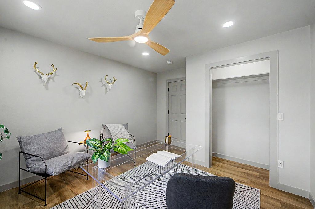 200 E Meadow Ln, Wimberley, TX 78676