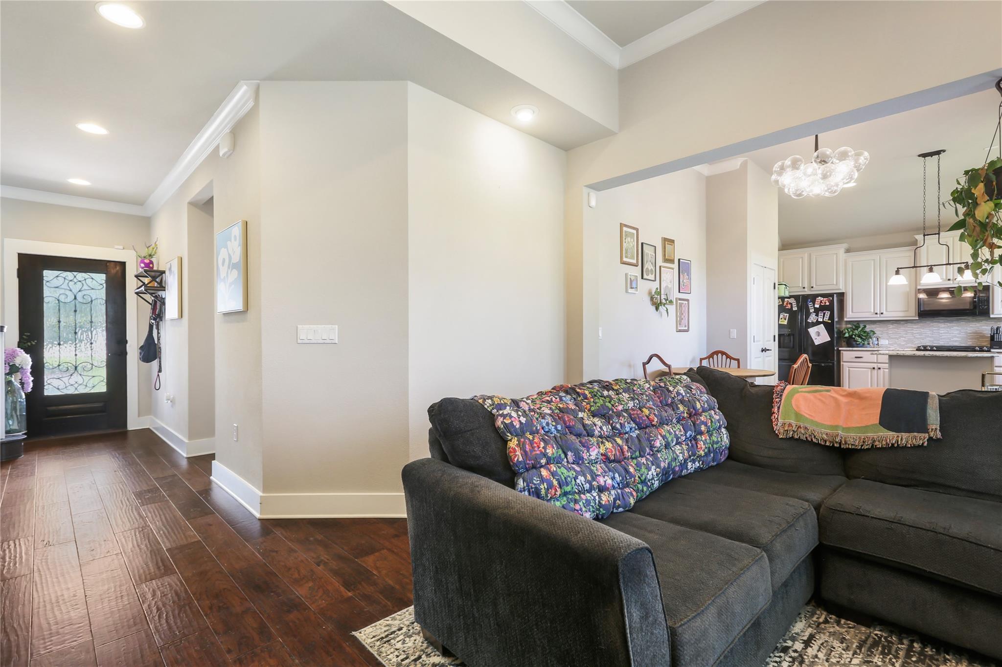 9407 McKnight Loop # 9, Austin, TX 78717