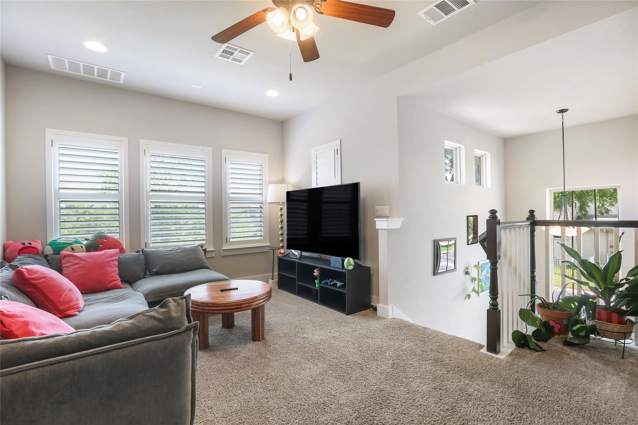 9407 McKnight Loop # 9, Austin, TX 78717