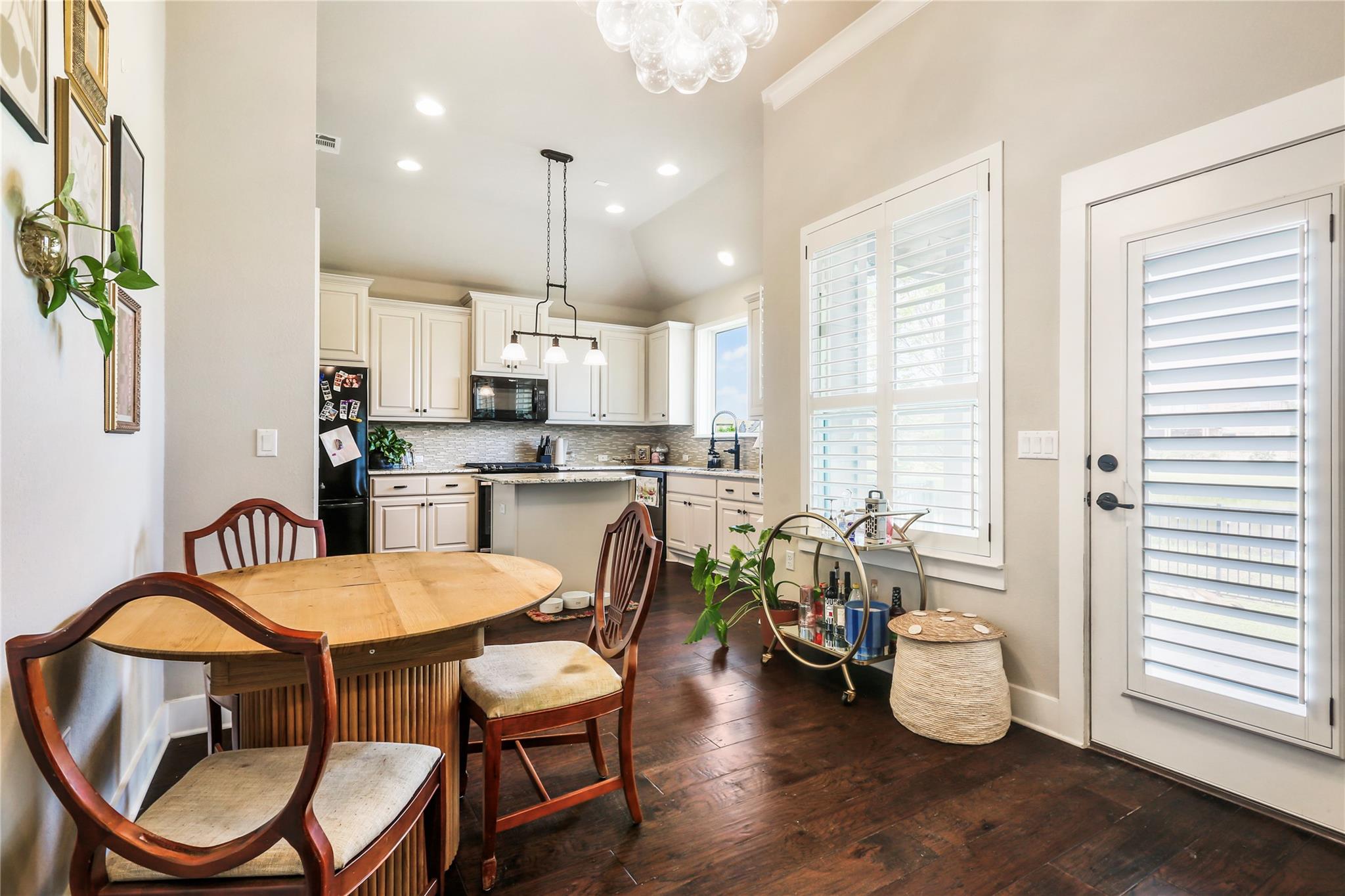 9407 McKnight Loop # 9, Austin, TX 78717