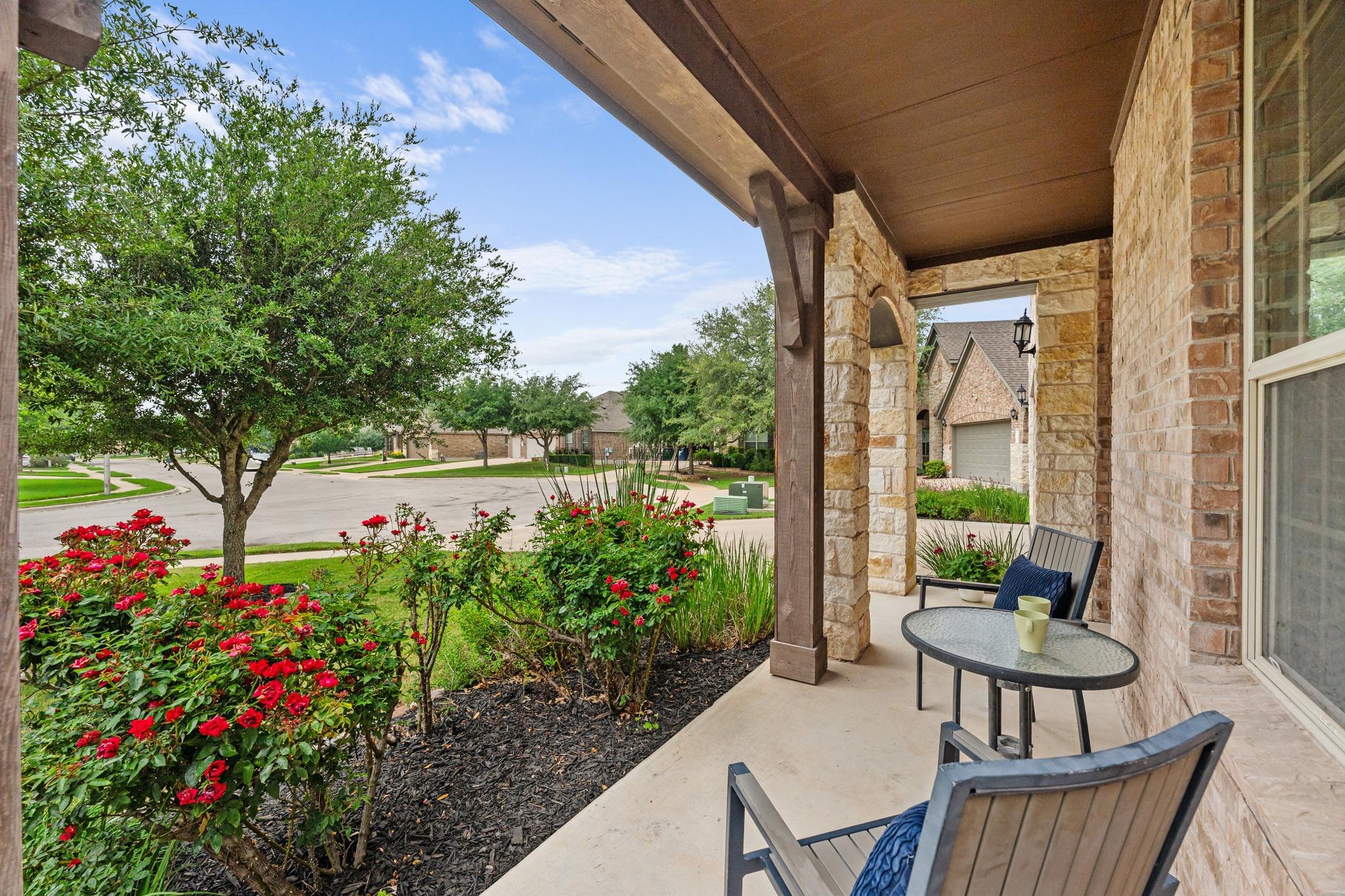 2417 Maxwell Dr, Leander, TX 78641